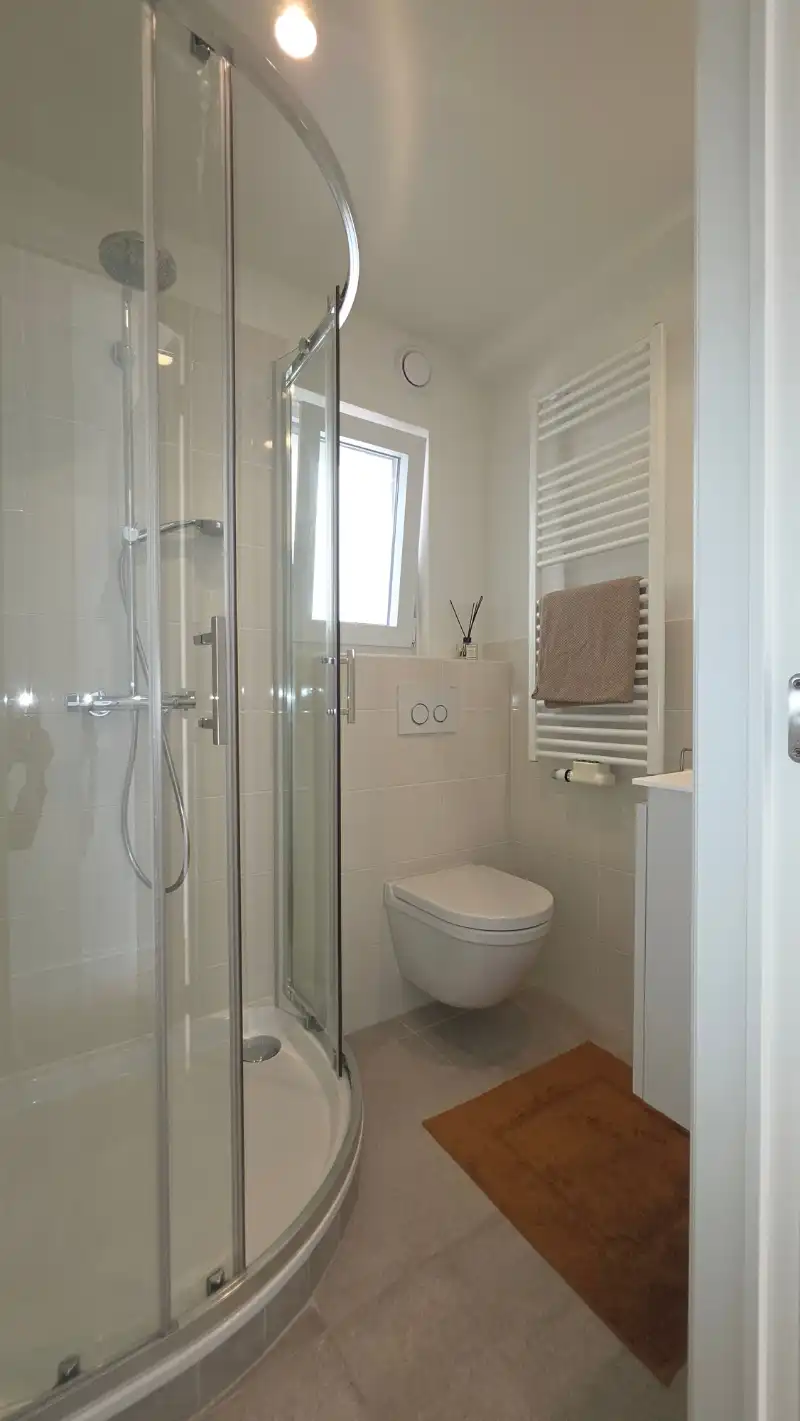 Volledig gerenoveerde penthouse met twee dakterrassen en zeezicht! foto 16