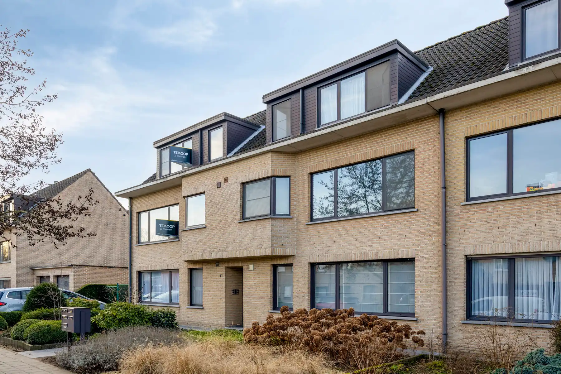 Ruim appartement met drie slaapkamers in centrum Wommelgem. foto 15