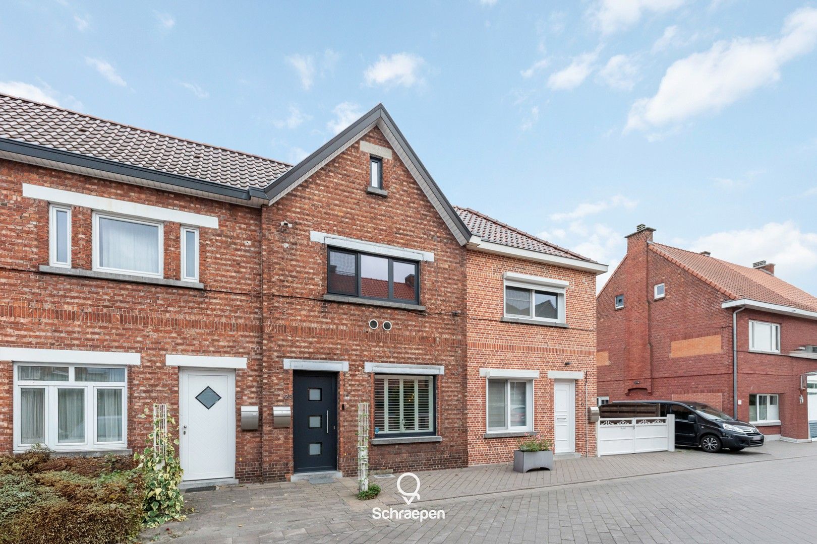 Charmante rijwoning met 2 slpks én stadstuintje nabij Genk-Centrum! foto 25