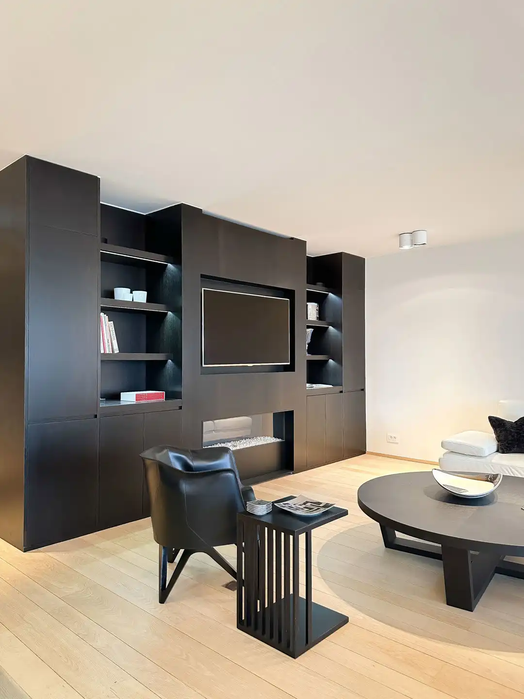 Uitzonderlijk appartement in de iconische residentie Carlton foto 13