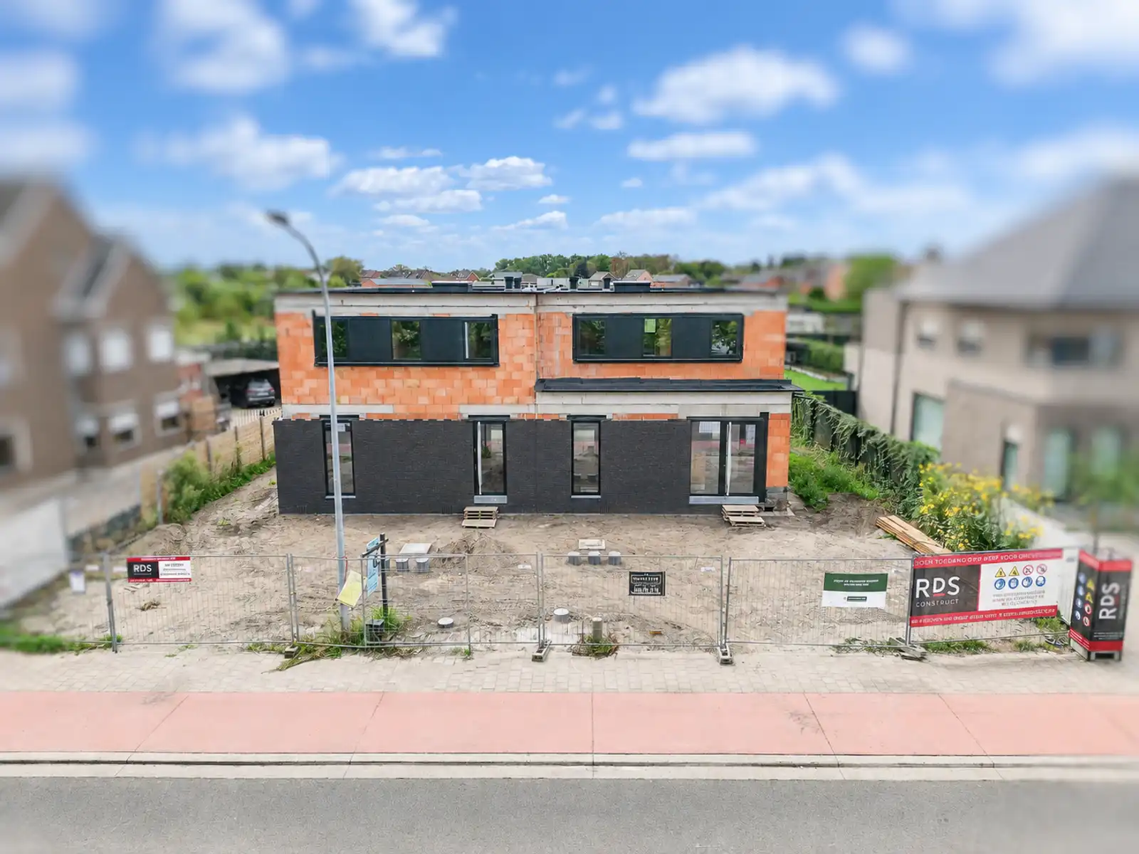 Moderne BEN-nieuwbouwwoningen in het landelijke Kalfort – CASCO oplevering foto {{pictureIndex}}