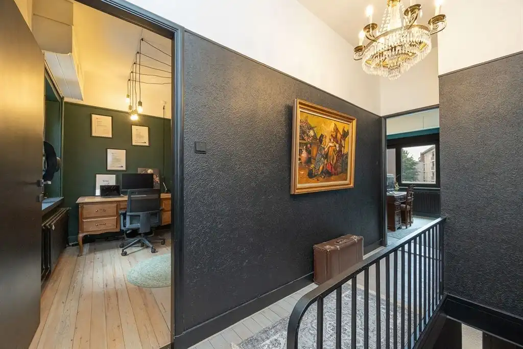Stijlvol gerenoveerde woning met authentieke charme, zonnige tuin en toplocatie foto 20