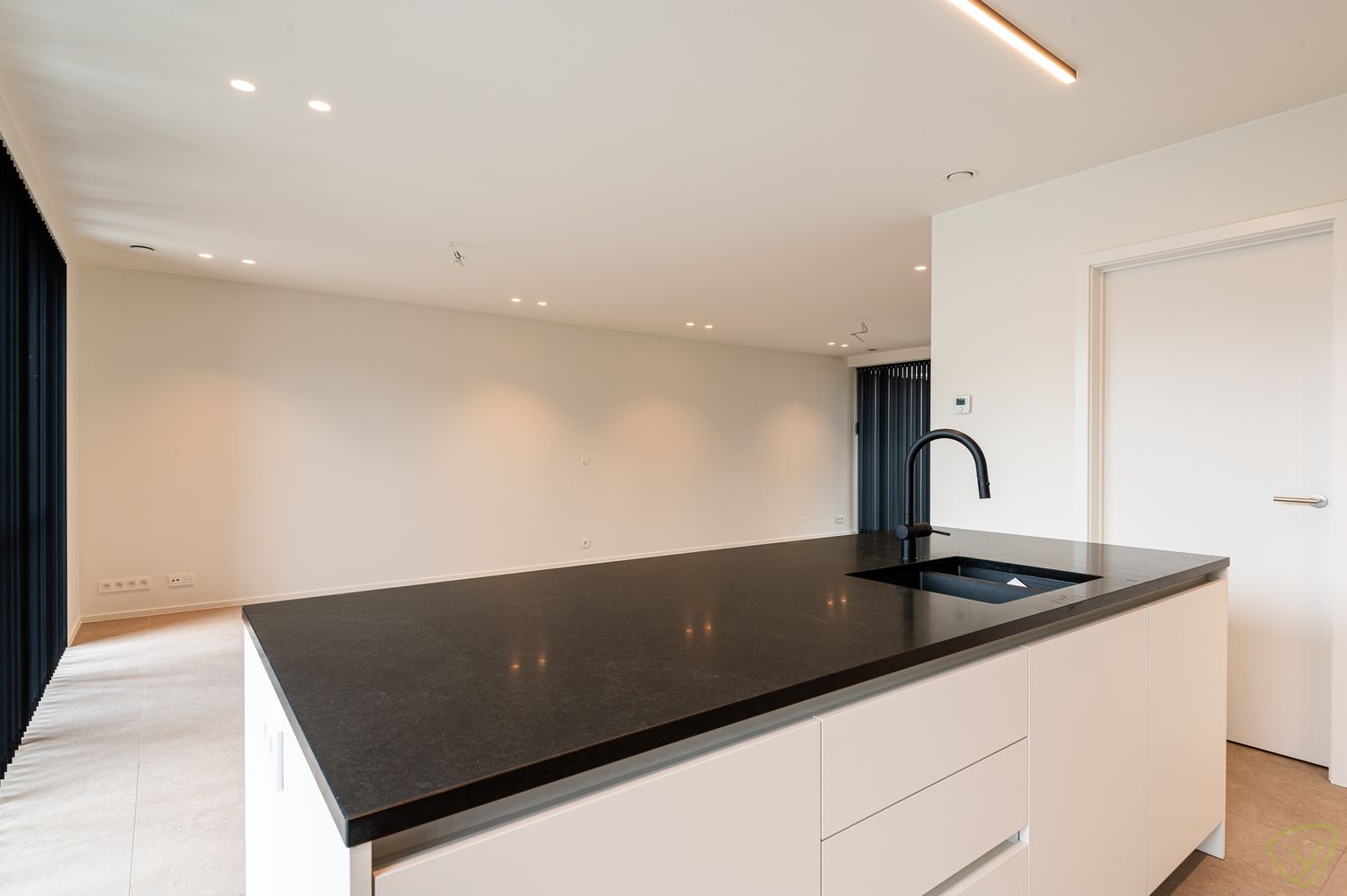 Prachtige nieuwbouwwoningen in een rustige verkaveling nabij het sportpark van Eeklo! foto 29