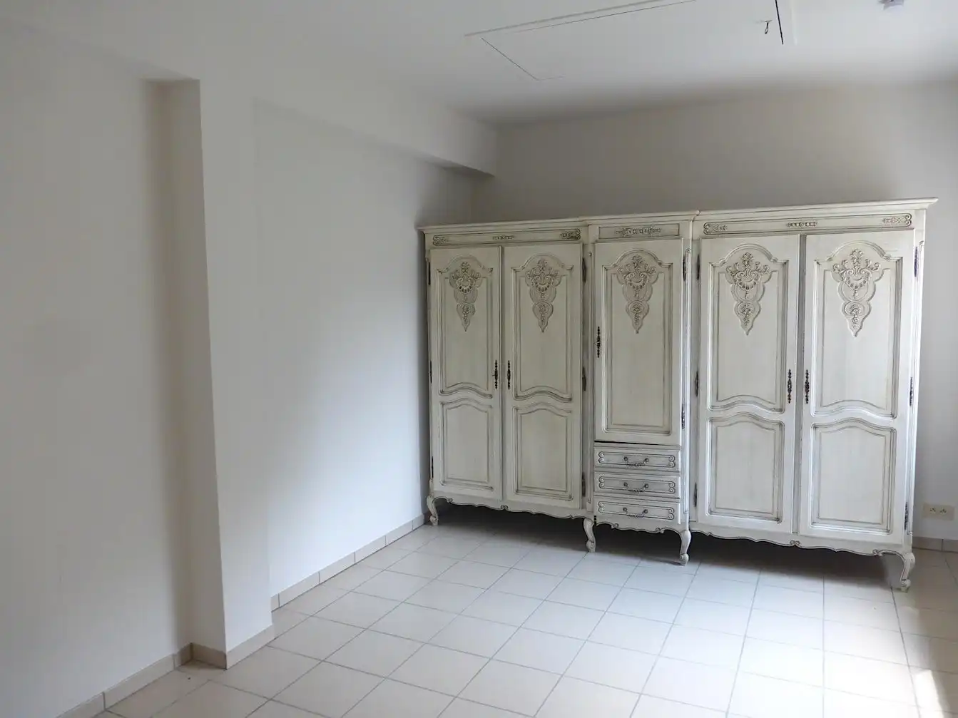 Ruim appartement met 2 slaapkamers en garage! foto 10