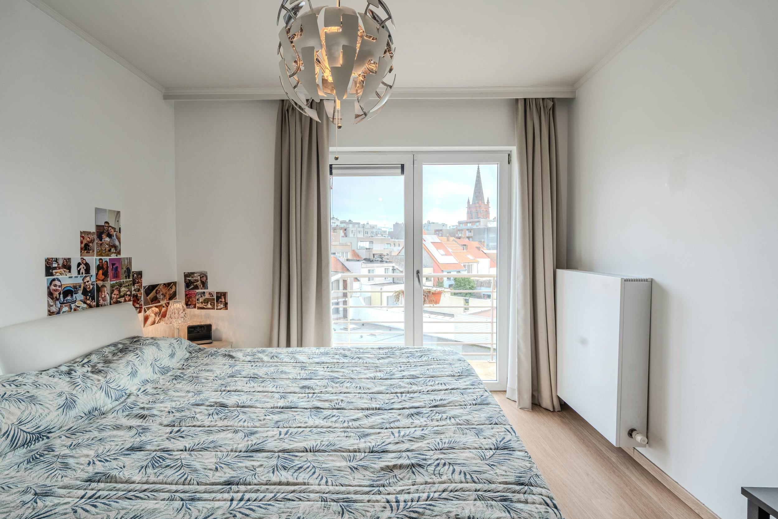 Instapklaar 2-slaapkamerappartement met terras in Oostende foto 27