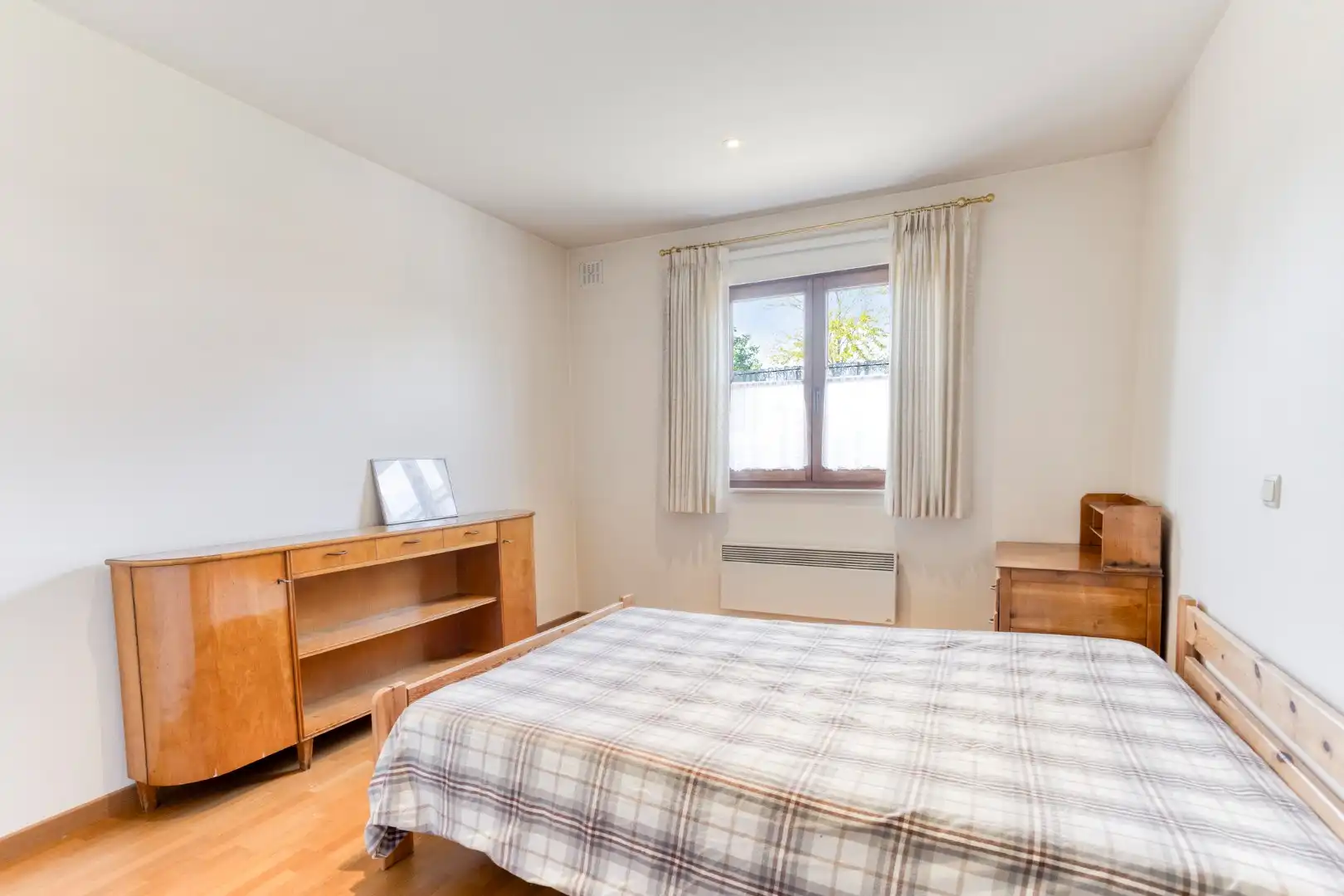 Degelijke villa in rustige buurt op 750 m²! foto 11