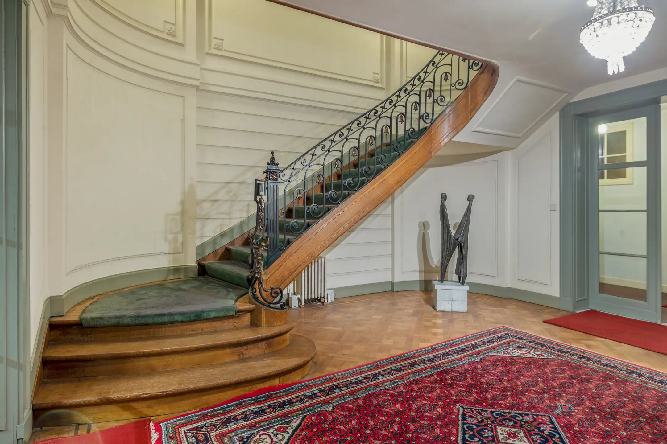 Kantoorgebouw te koop in Beaux - Artstijl foto 5