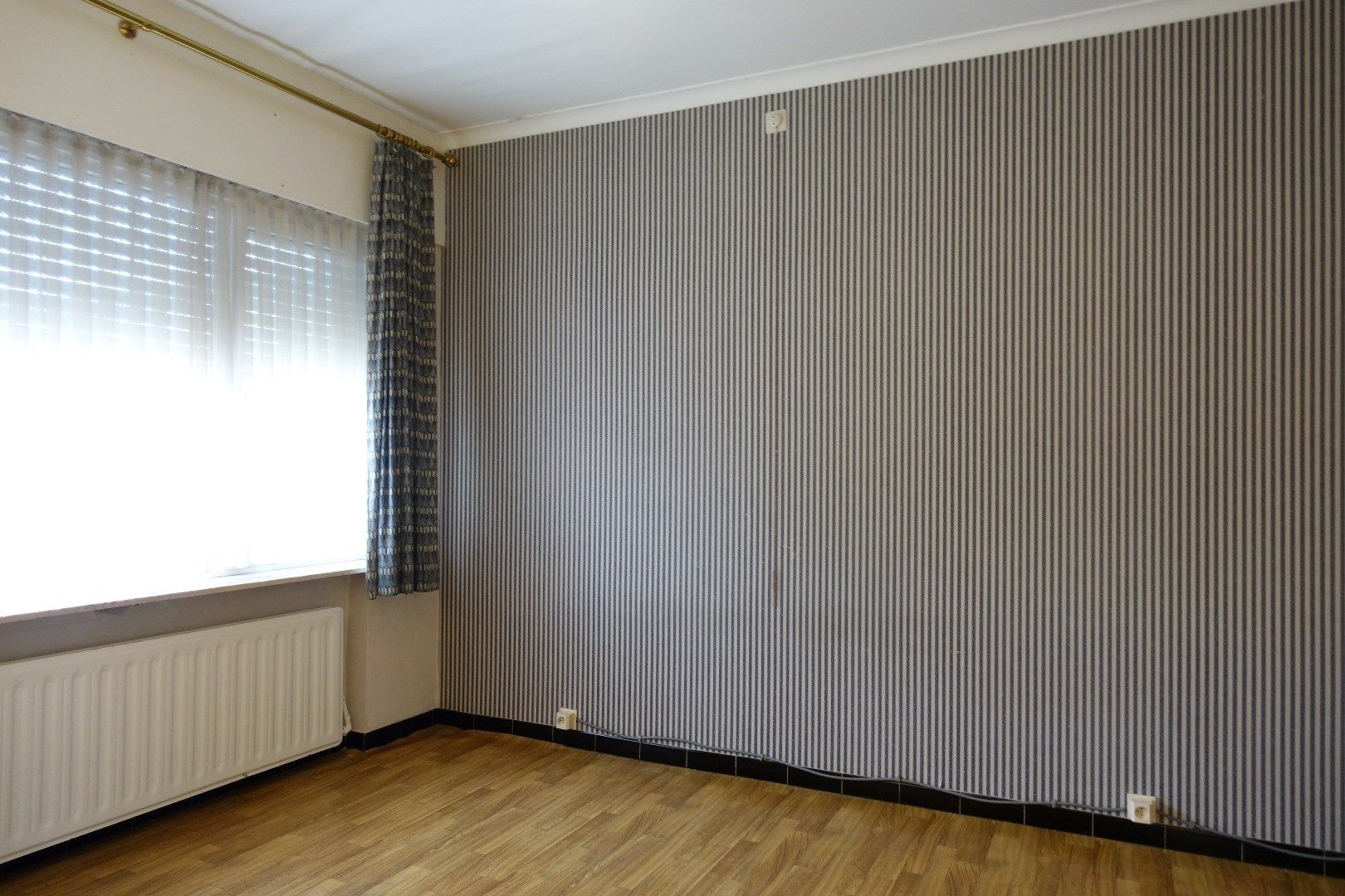 Op te frissen handelspand met woonst en garages op een uitstekende locatie in centrum Oudenburg foto 16