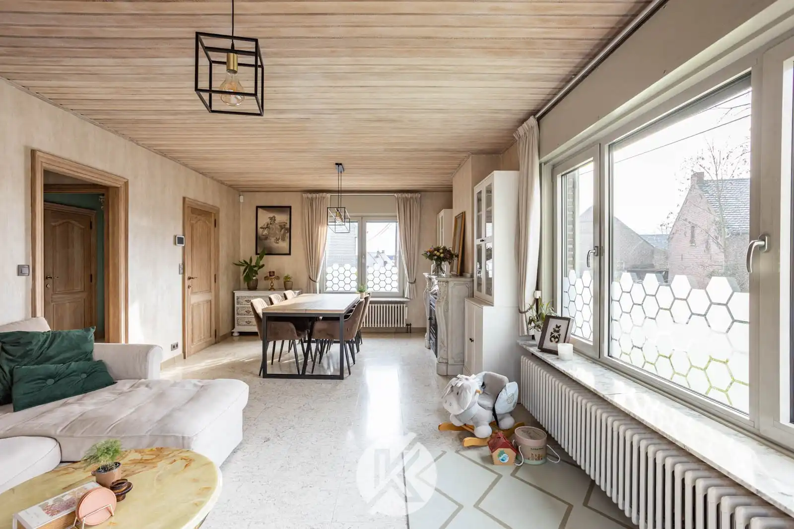 Vrijstaande woning op strategische locatie foto 9