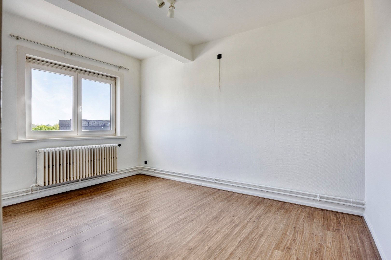 KIJKMOMENT ZA 14/06 van 09:00 tot 10:00 ! Ruim instapklaar appartement met 3 slpks, gelegen in het centrum van Mol !  foto 8