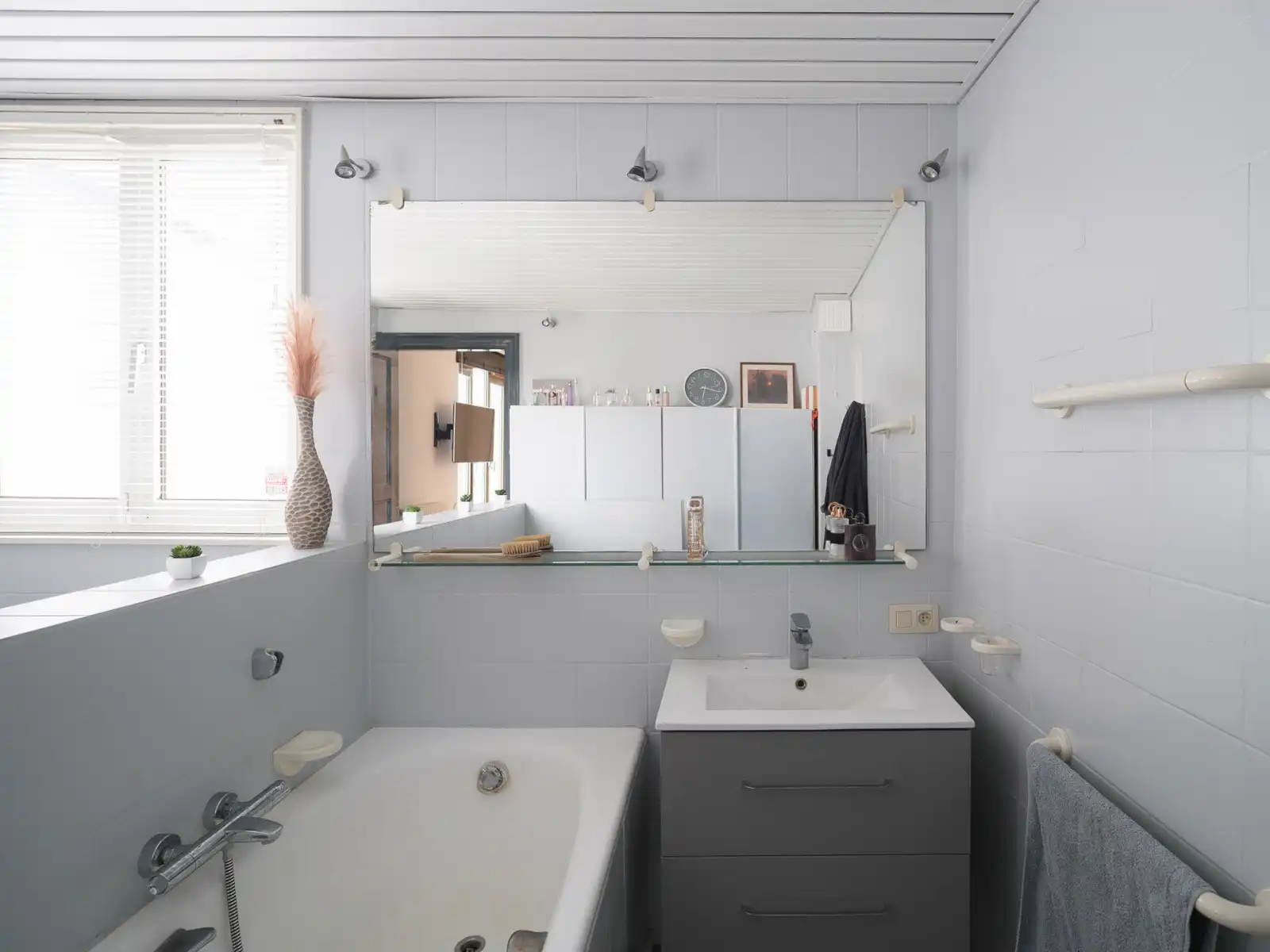 Karaktervolle herenwoning met professionele mogelijkheden foto 14