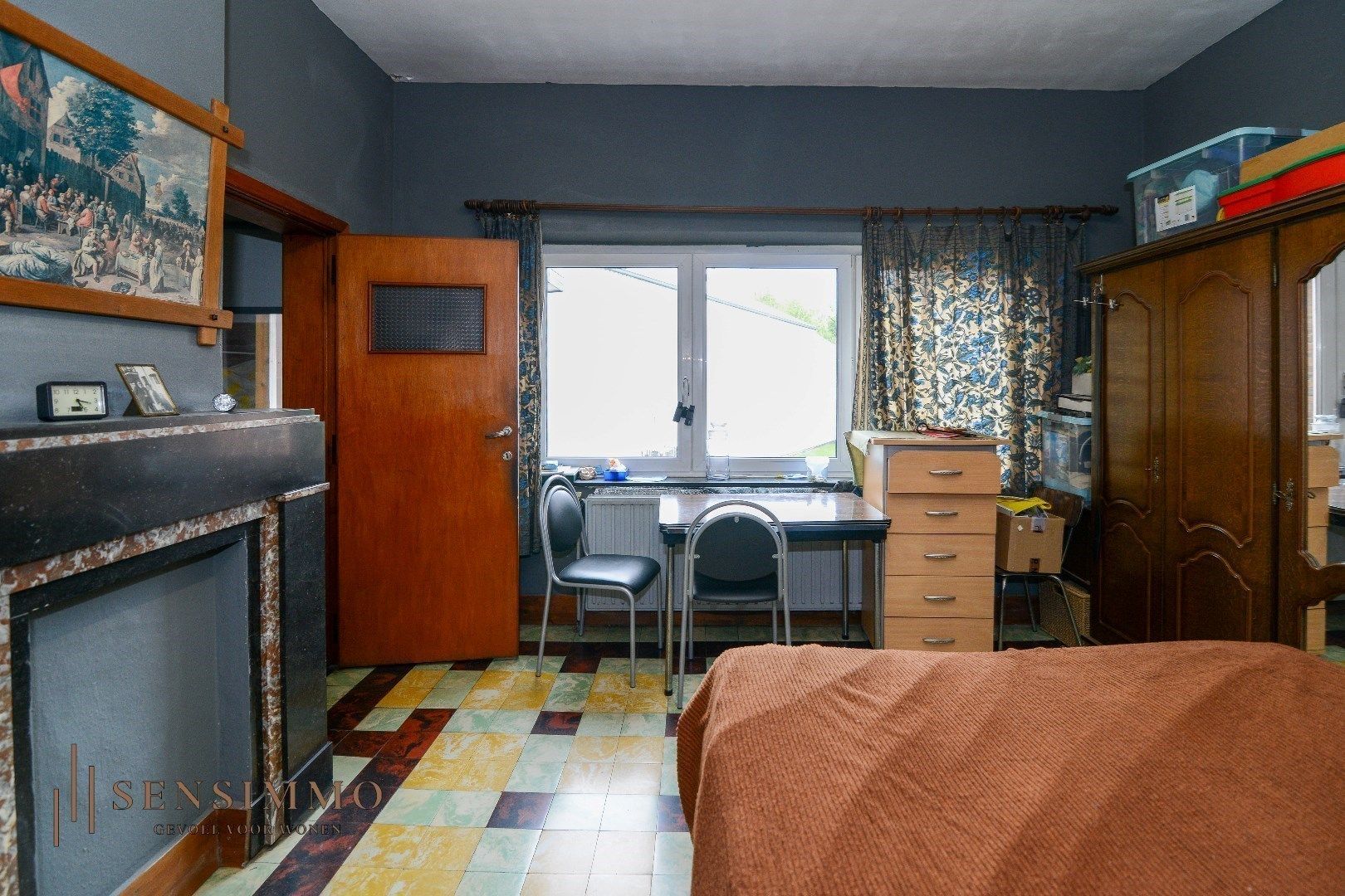 Instapklare duplex met 3 slpk + terras + parking in de levendige Vennestraat! foto 22