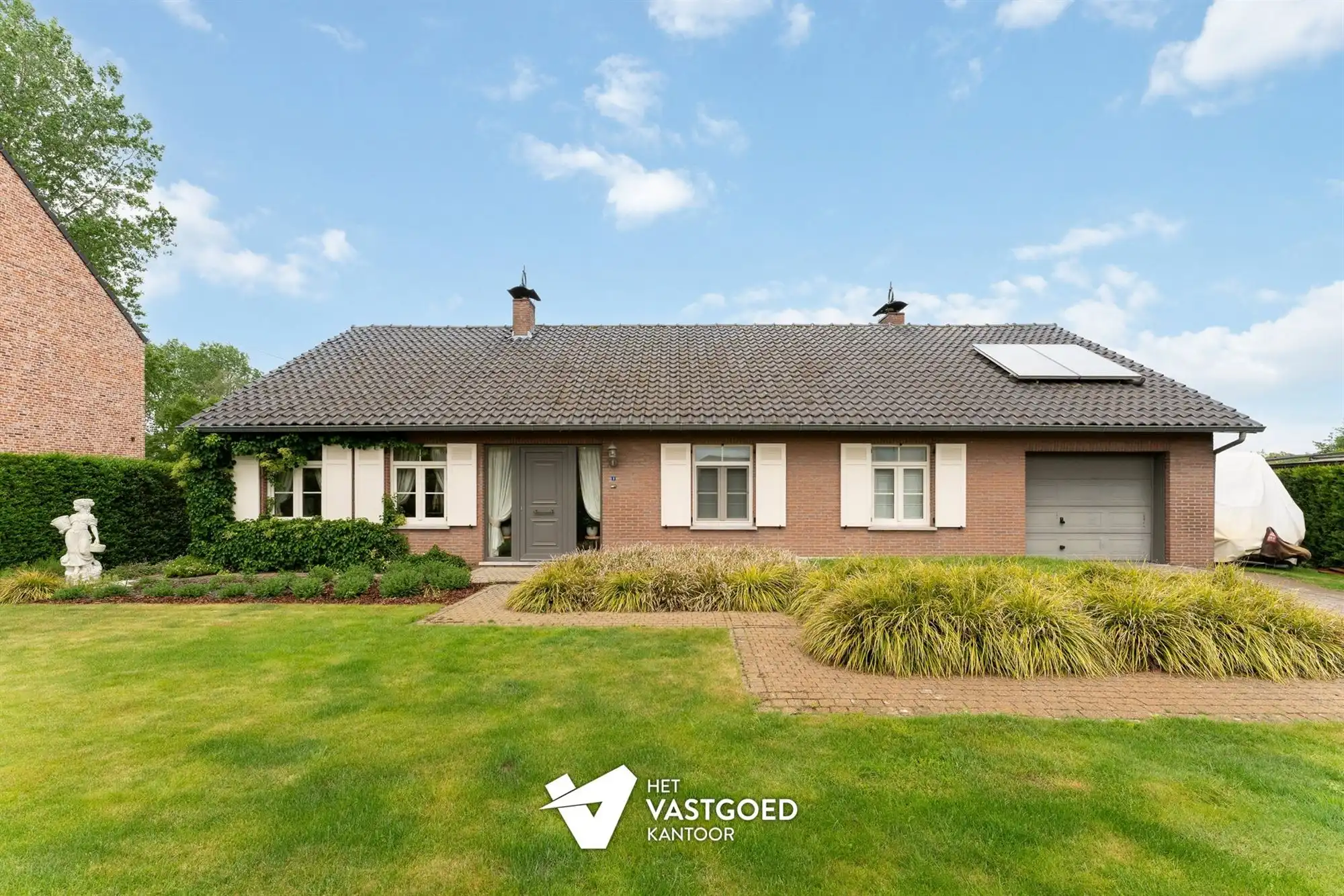 GELIJKVLOERSE INSTAPKLARE WONING OP TOP-LIGGING NABIJ CENTRUM BALEN foto {{pictureIndex}}