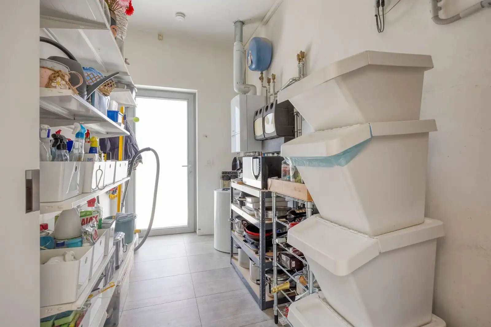 Ruime woning met 4 slaapkamers en bureau te koop foto 15