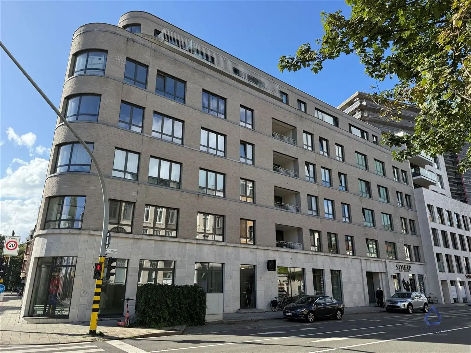 Nieuwbouwappartement met ruim zonneterras op een topligging foto {{pictureIndex}}