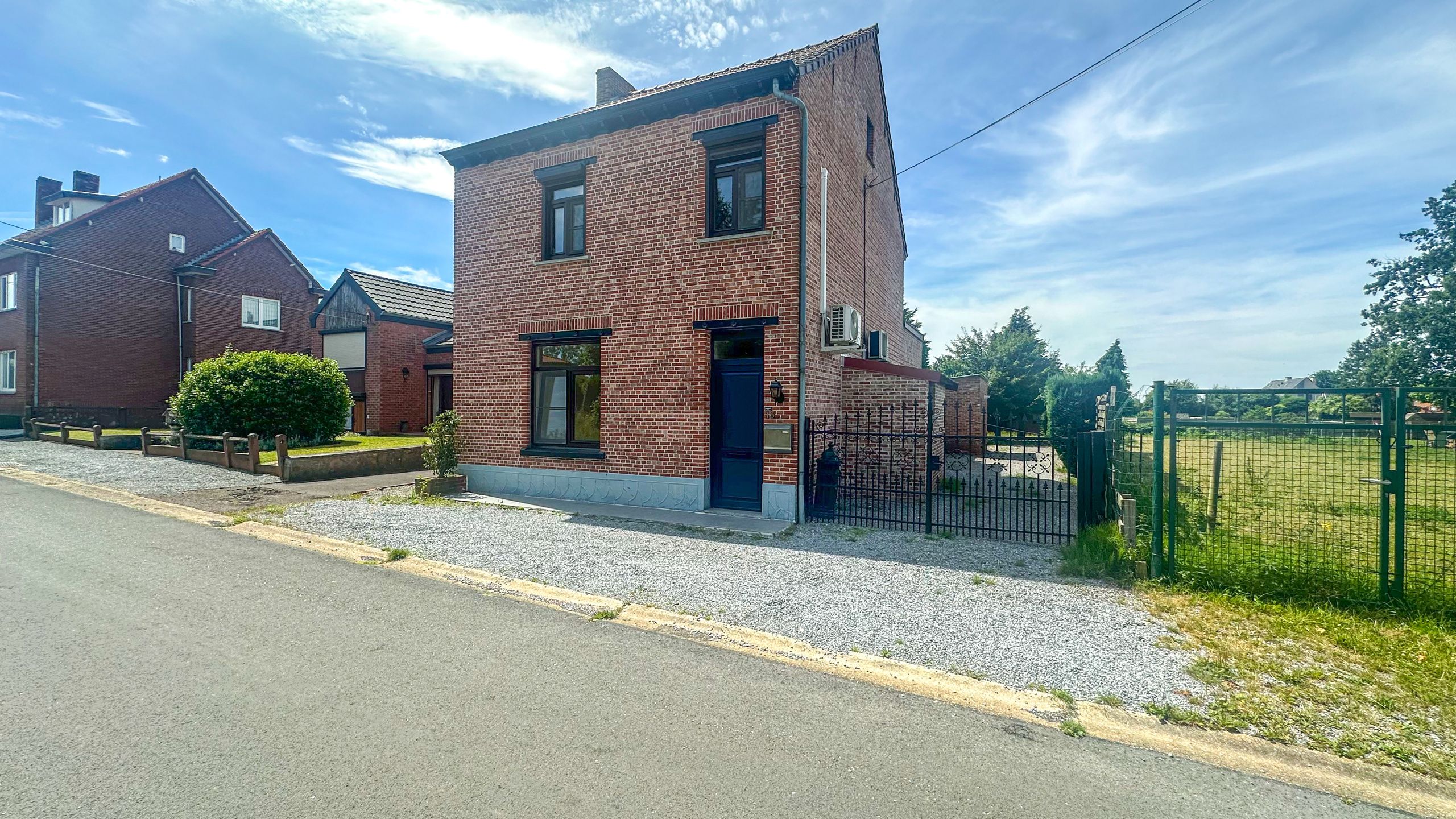 Karaktervolle woning met moderne afwerking en zonnige tuin! foto 39