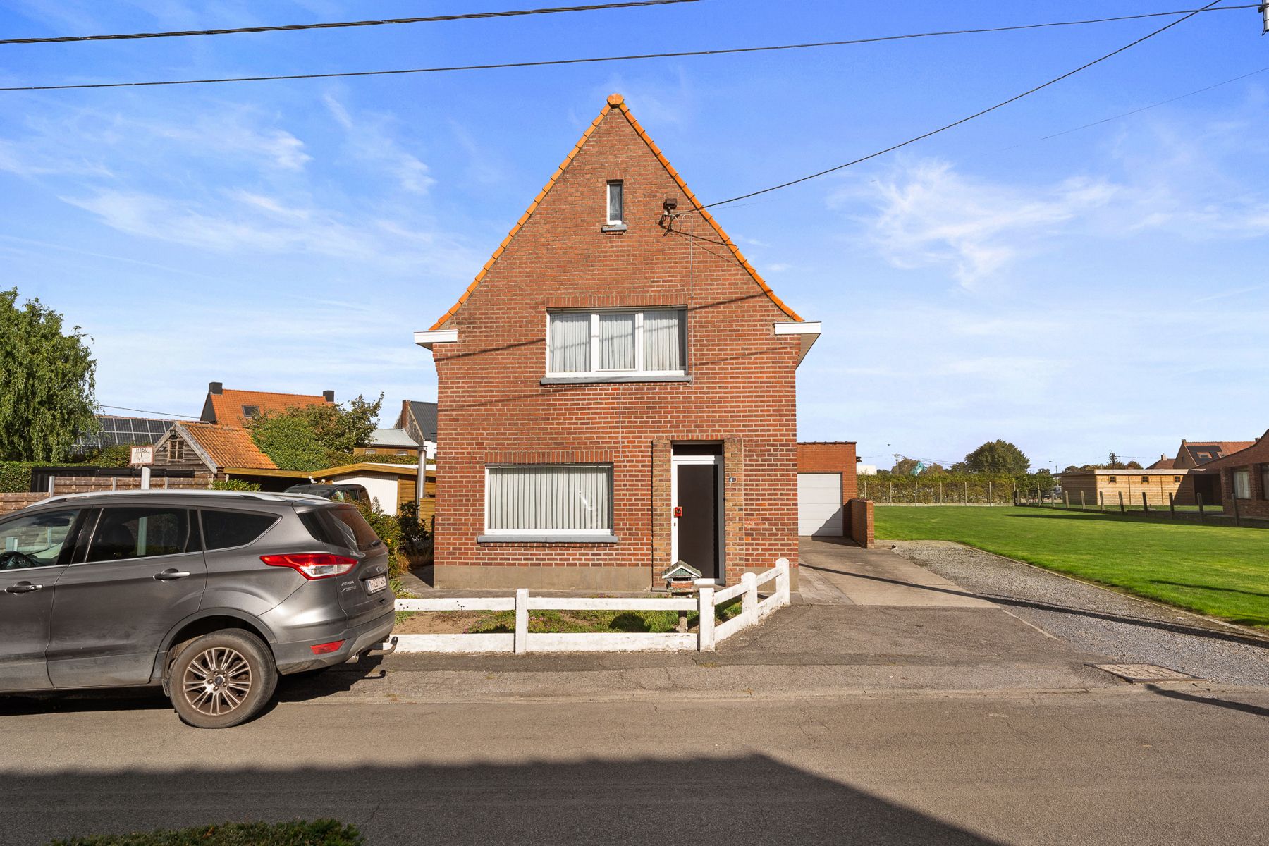 Alleenstaande gezinswoning met tuin en potentieel in Torhout foto 20