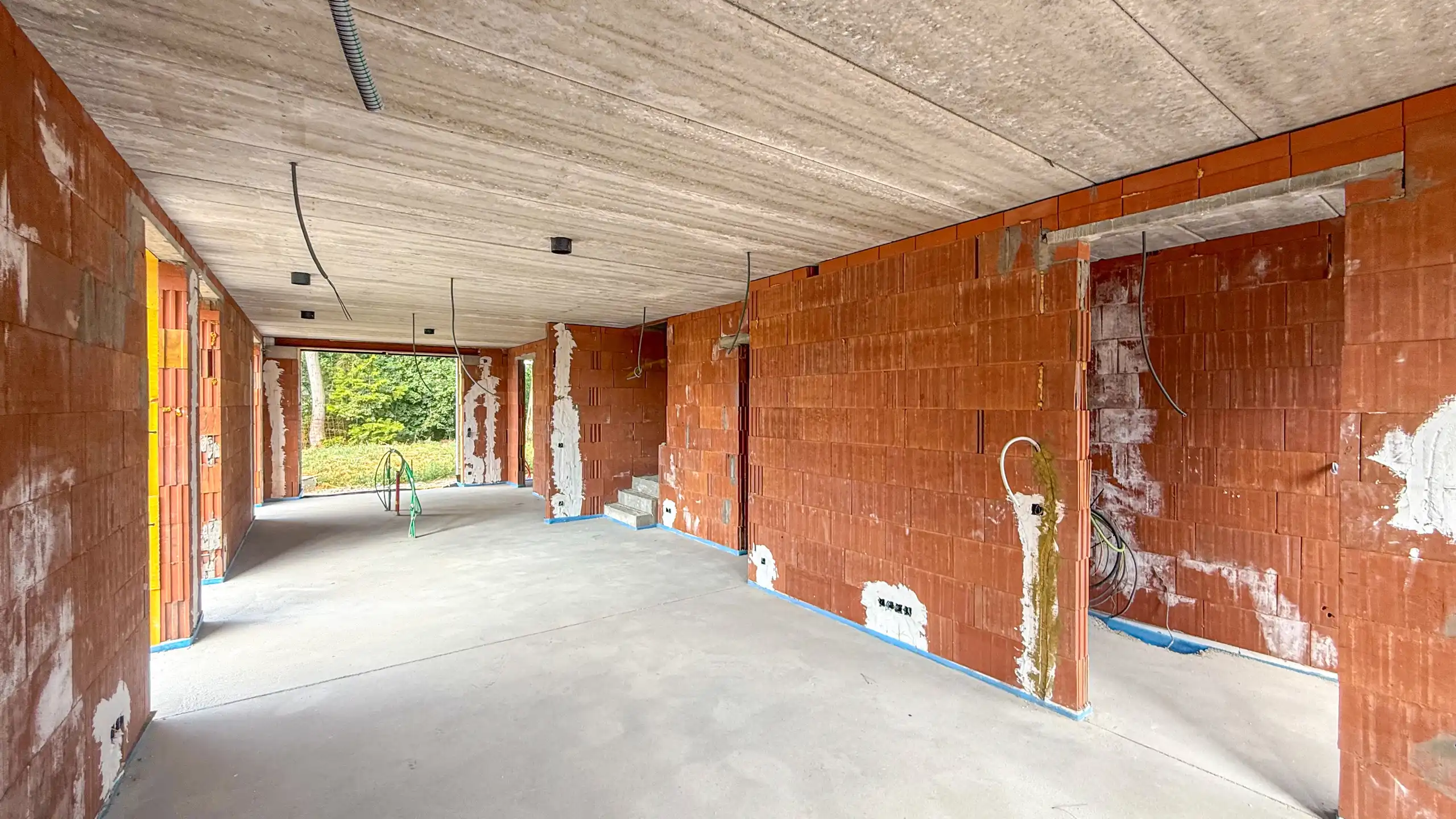  Rustig gelegen casco woning met 3 slpks in Hartje Boekt! foto 2