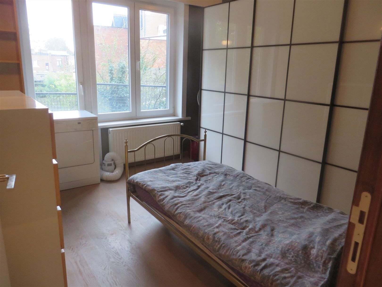 Gemeubeld appartement met 2 slaapkamers in Merksem foto 8