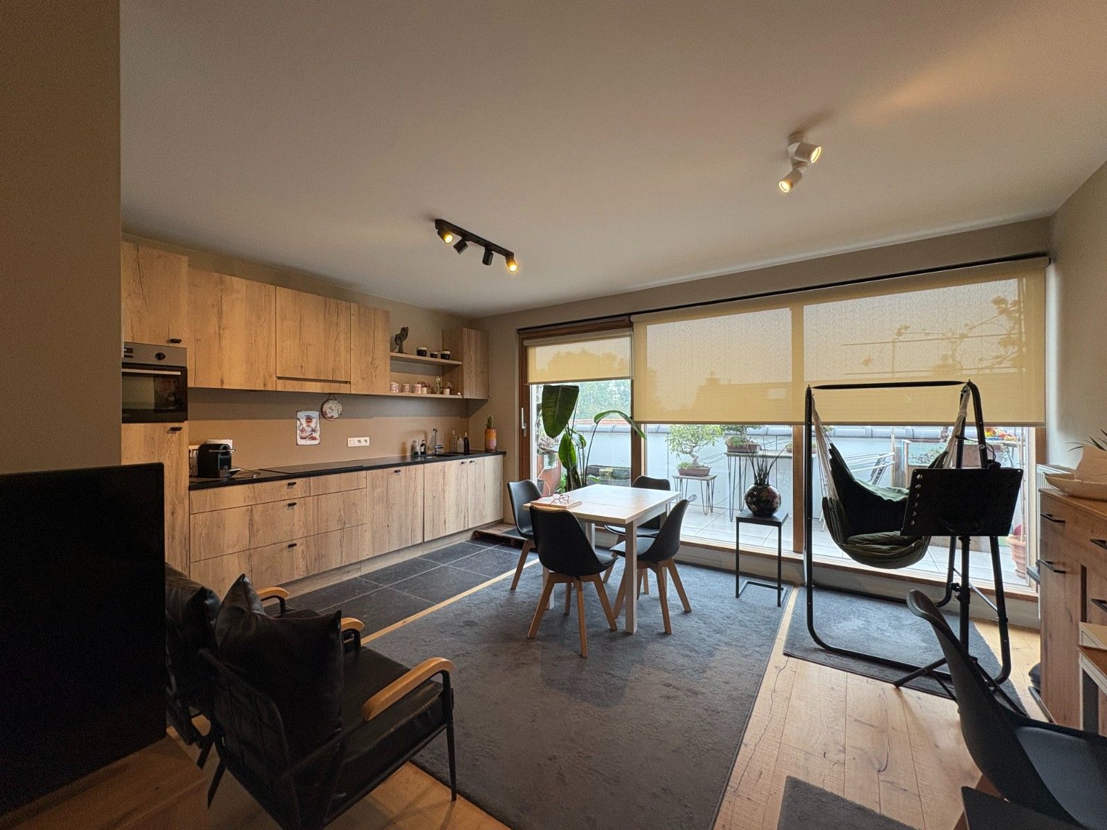 🌿 Modern appartement met zonnig terras en staanplaats – ideaal gelegen! foto 27