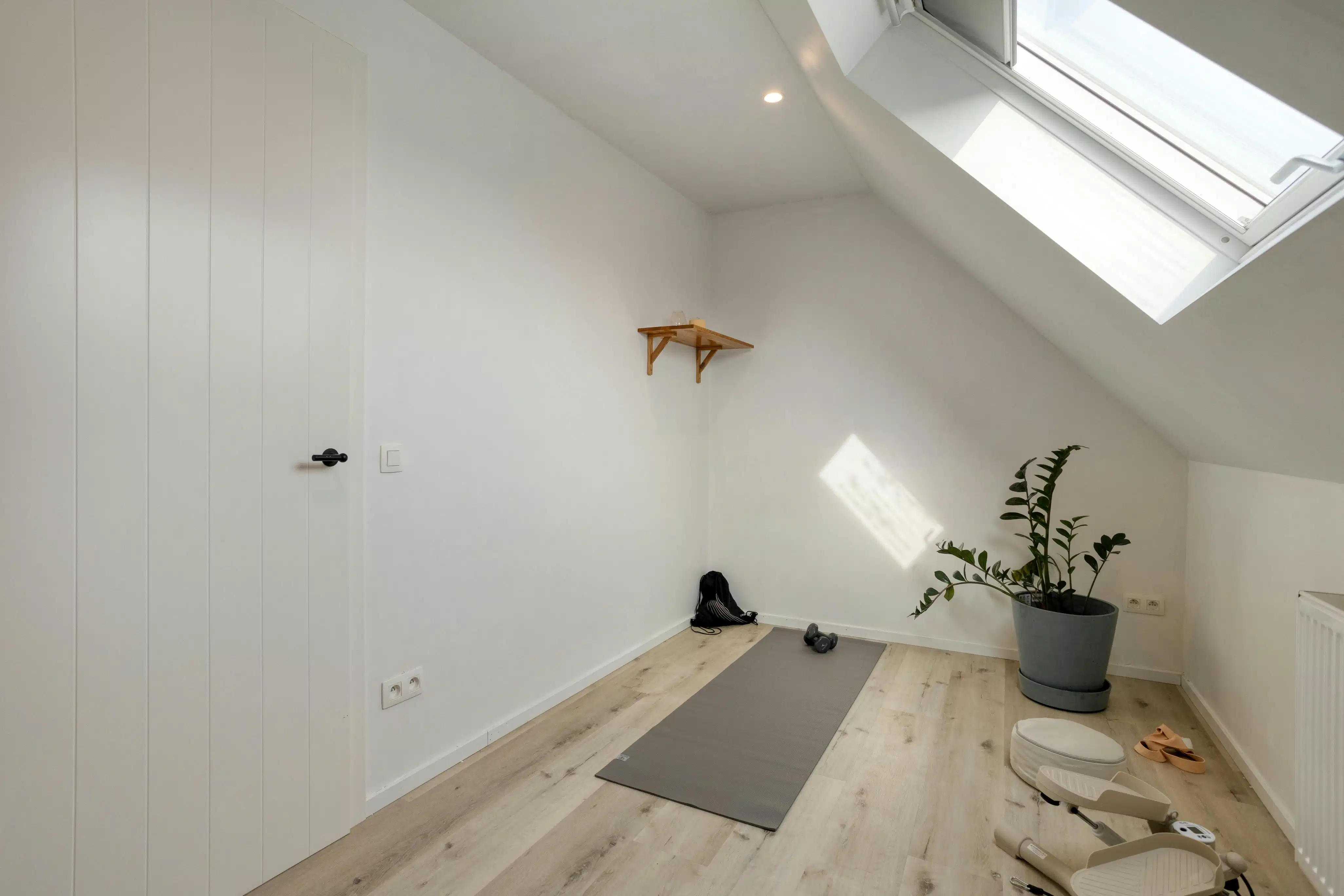 Vrijstaande huis met 5 slaapkamers te koop in Oeselgem foto 19