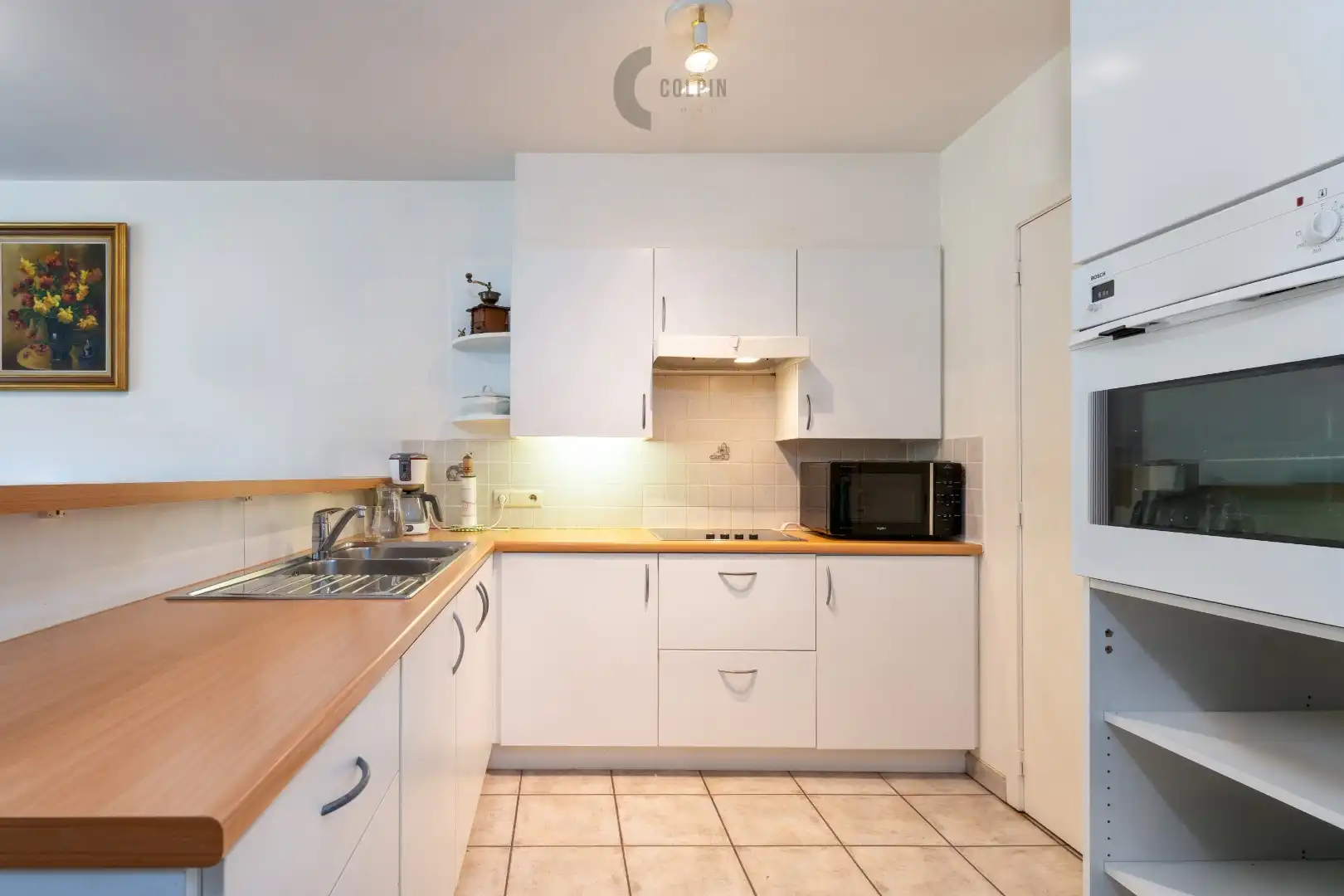 Centraal gelegen appartement op de Knokkestraat met open zicht foto 6
