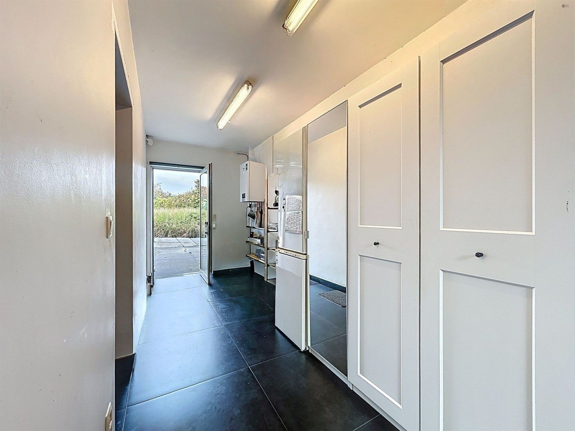 recente gezinswoning met 4 slaapkamers op perceel van 462m² foto 18