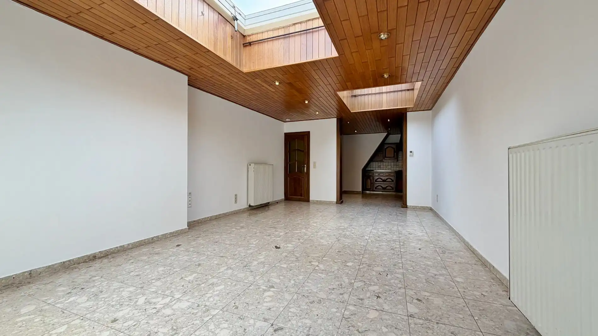 Charmante opgefriste woning met gezellige tuin en terras foto 3