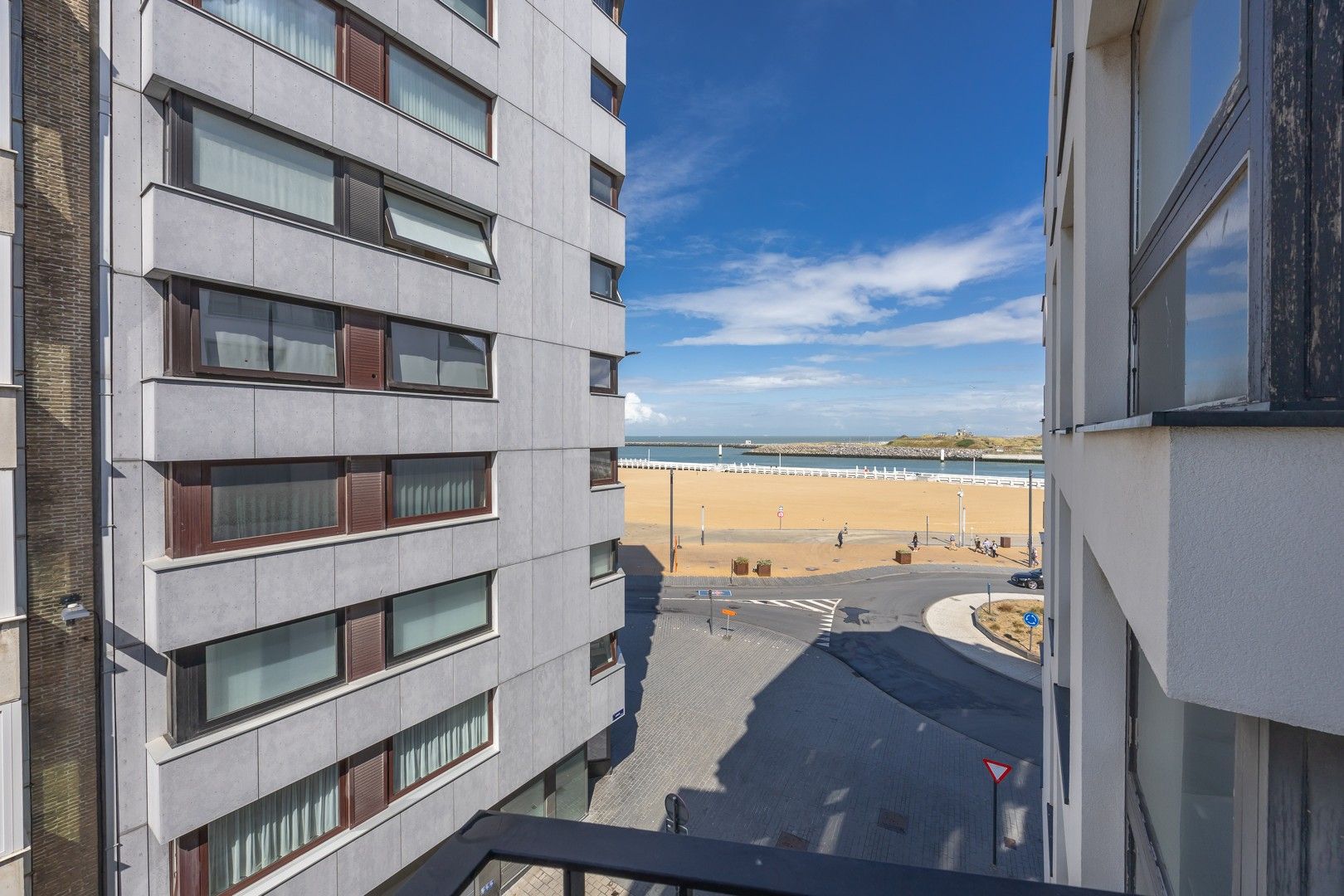 Appartement te koop foto {{pictureIndex}}