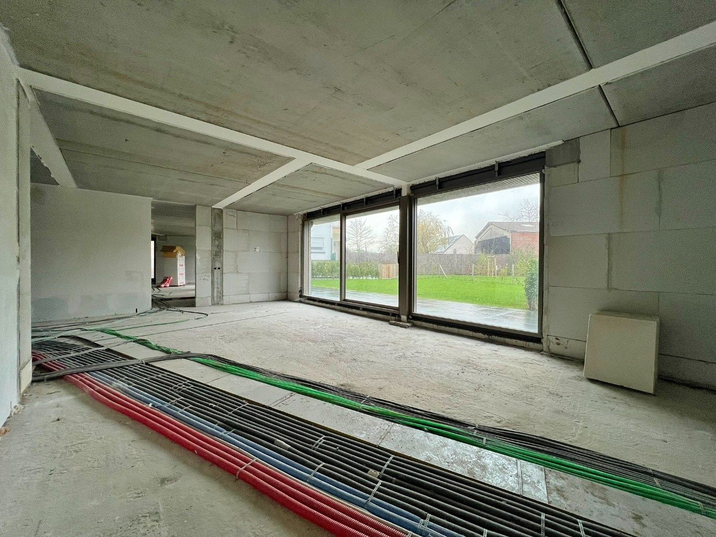 GELIJKVLOERSAPPARTEMENTMET TUIN EN MOGELIJKHEID TOT PARKEERPLAATS foto 5