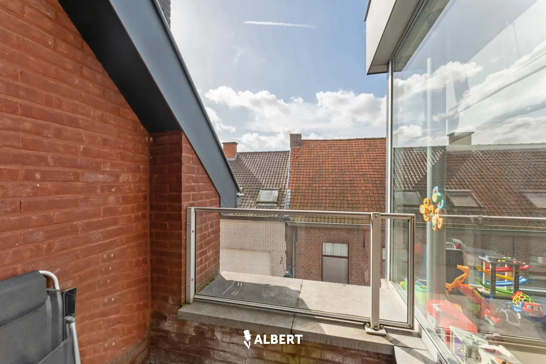 Instapklaar duplexappartement op centrale ligging in Izegem foto 14