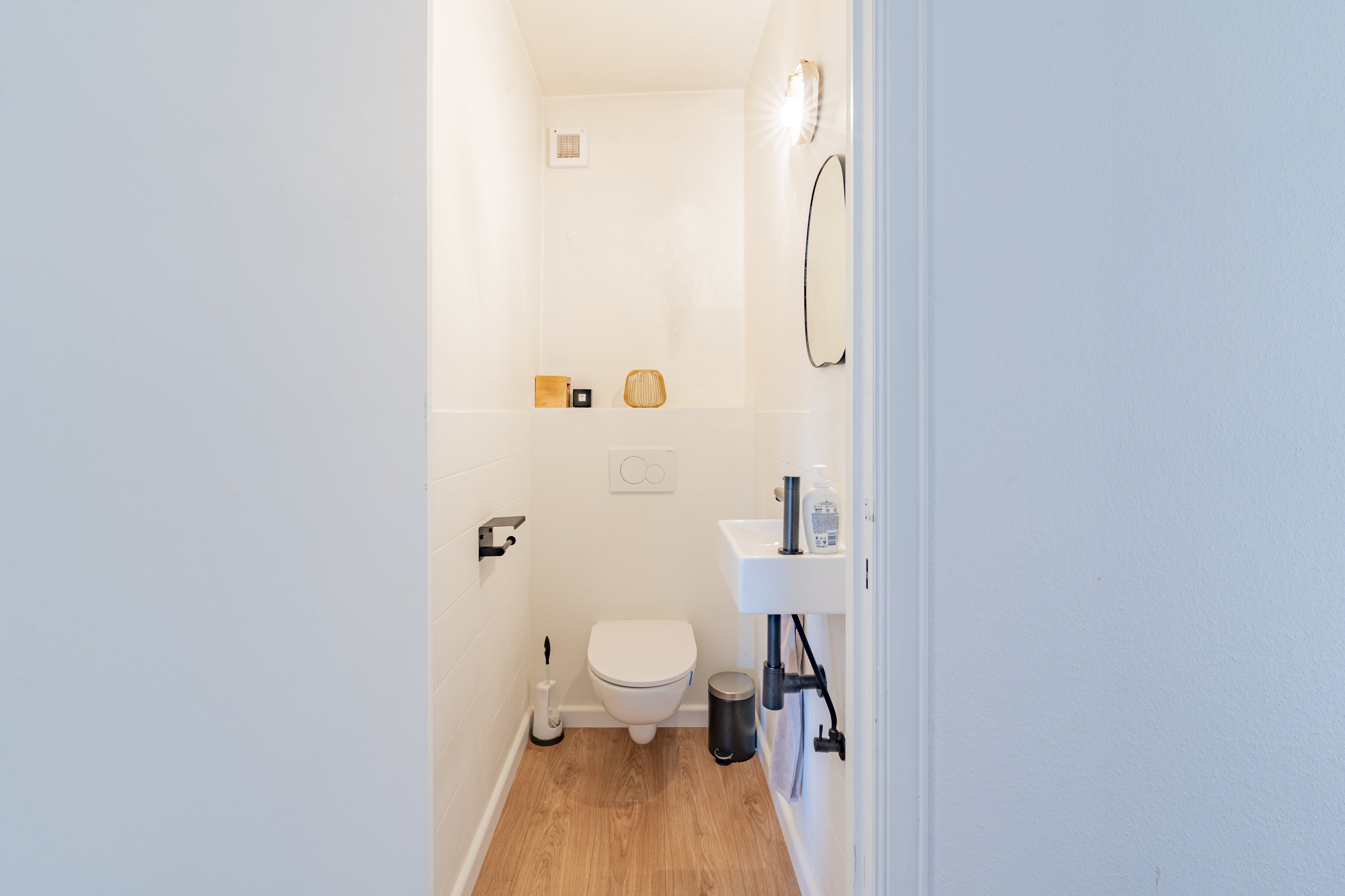 Gerenoveerd 3 slaapkamerappartement in het centrum van Knesselare foto 12