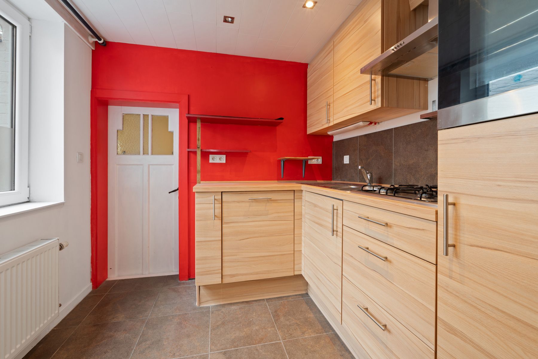 Vernieuwd appartement in de Quartier Sénégalais foto 6