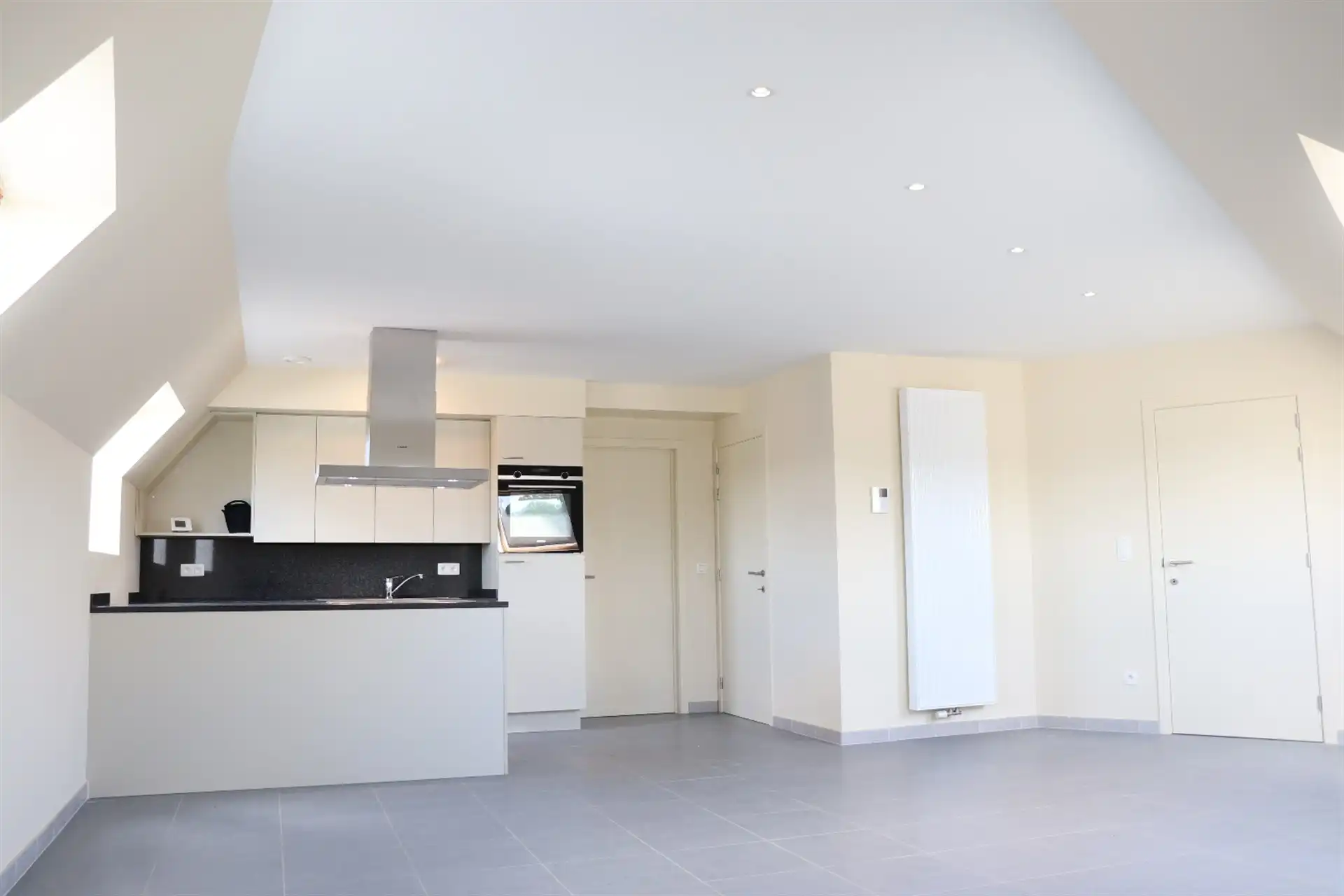 Gunstig gelegen modern dakappartement. foto 2