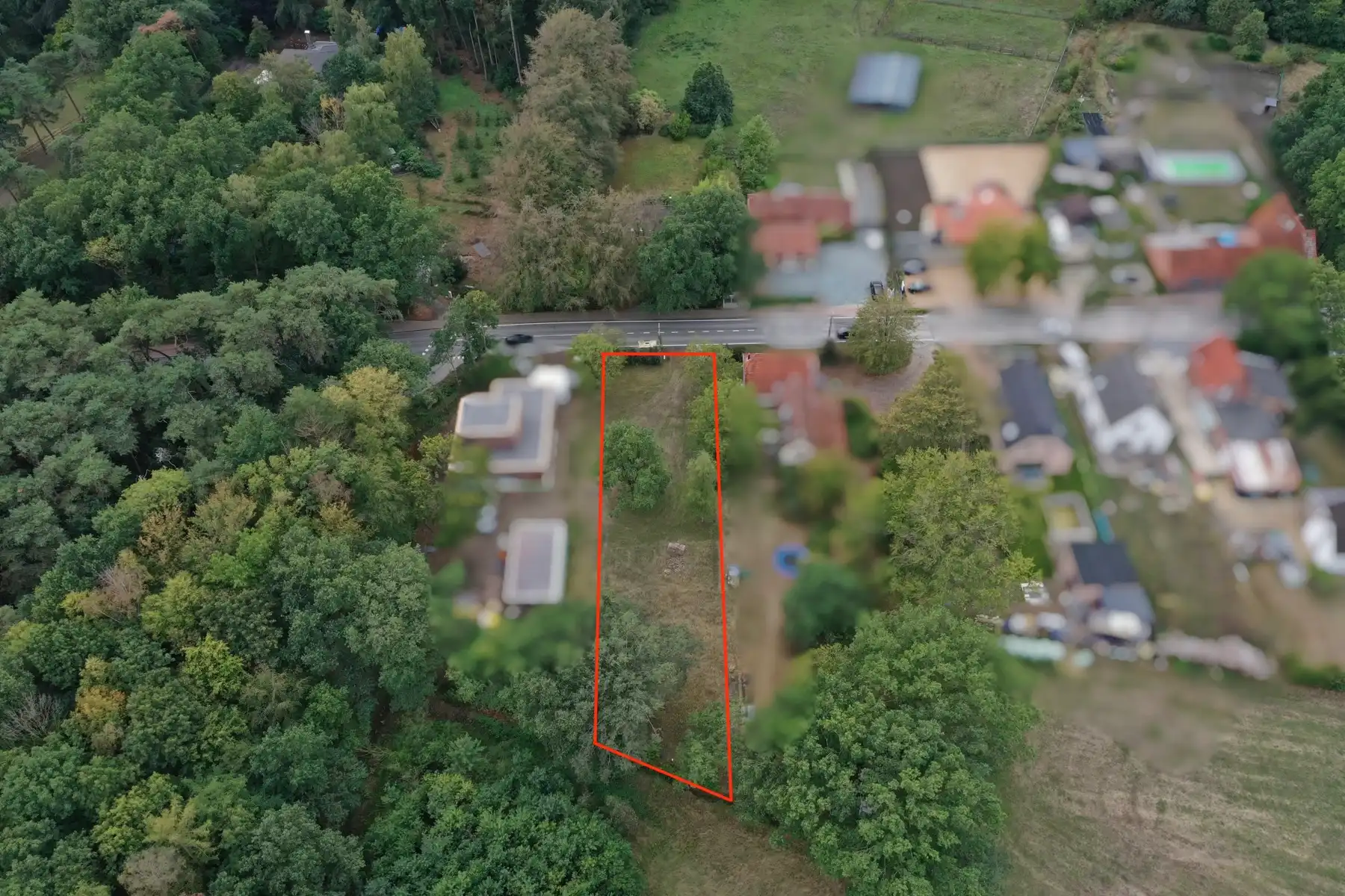 Perceel van 1.342 m² met blijvend groen uitzicht foto 3