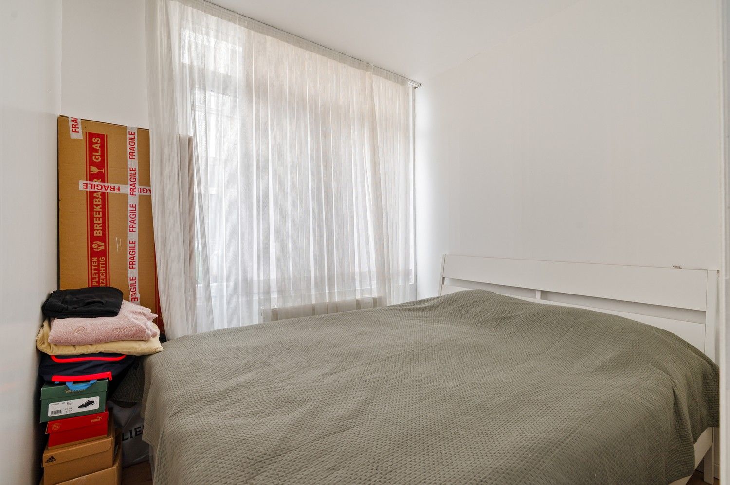 Instapklaar lichtrijk appartement met 2 slaapkamers te Deurne foto 9