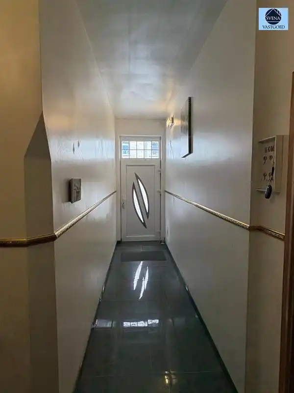 KARAKTERVOLLE WONING IN DE DORPSKERN VAN IDEGEM foto 6