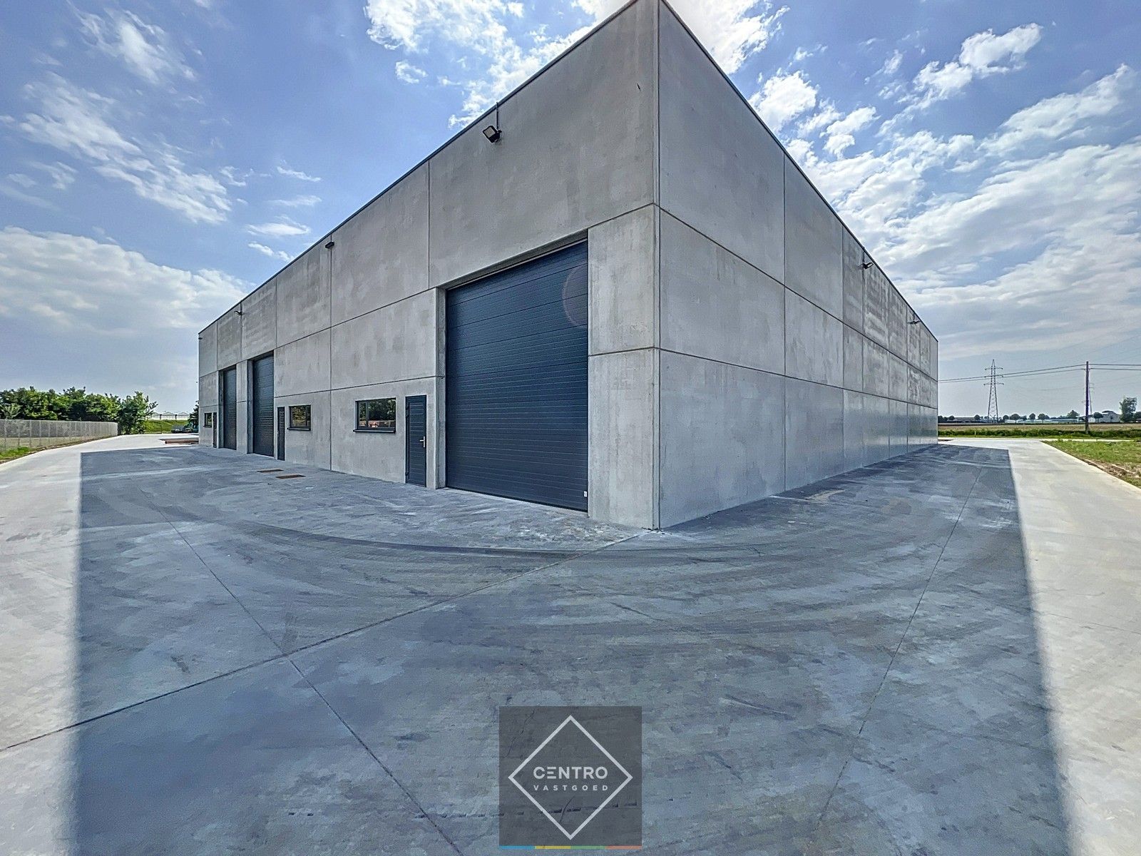 Laatste Units voor bedrijvigheid (opslag, productie, ambacht,...), géén WVI-grond, ONMIDDELLIJK BESCHIKBAAR te SLEIHAGE (Oostnieuwkerke). foto 3