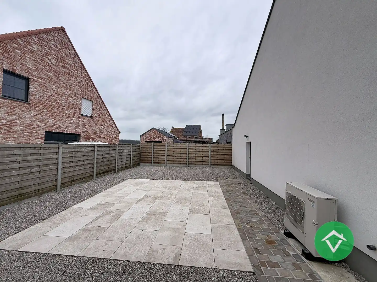 Instapklare woning met 3 slaapkamers en garage te Koekelare  foto 36