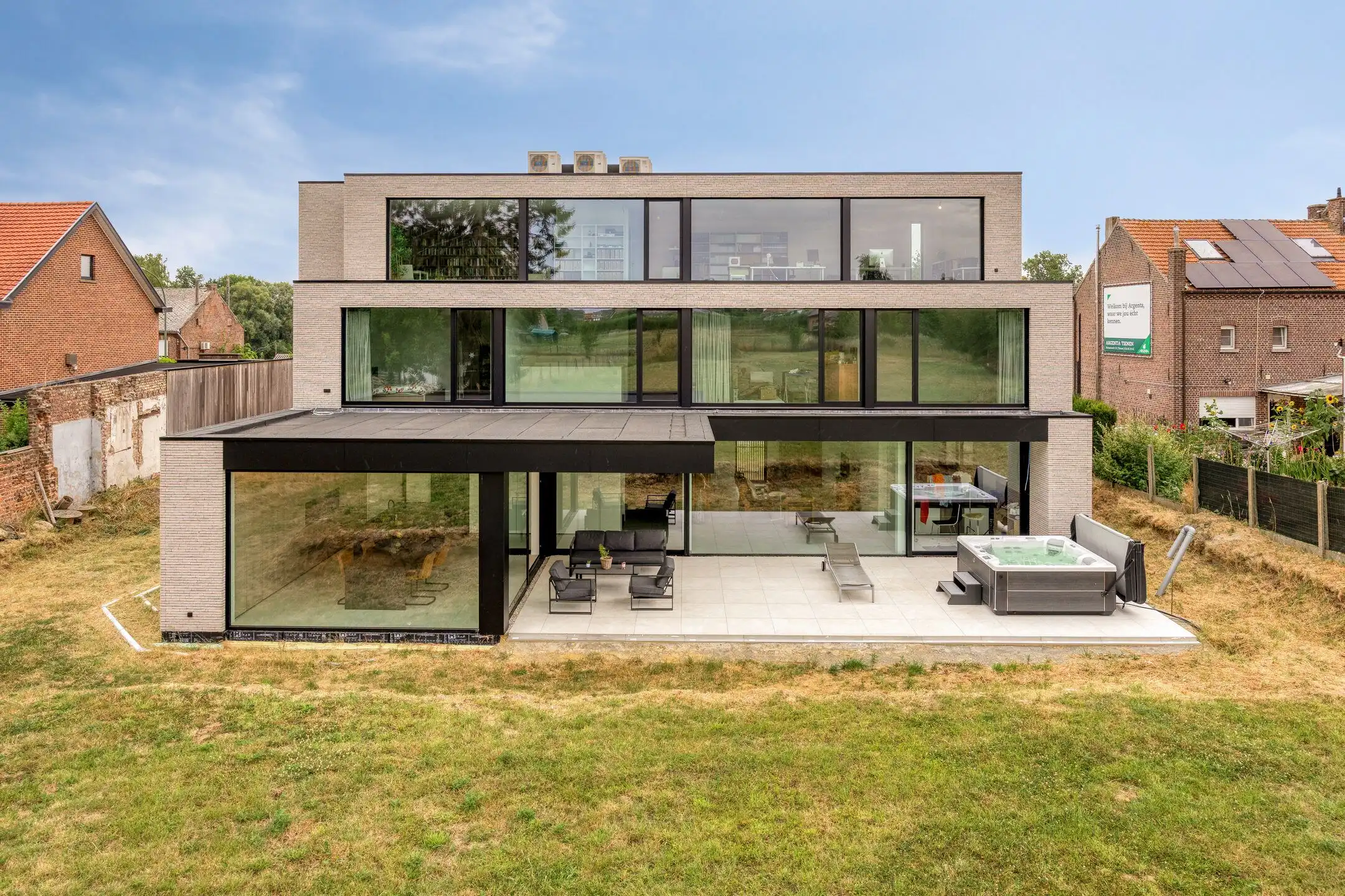 Huis Te Koop foto 30