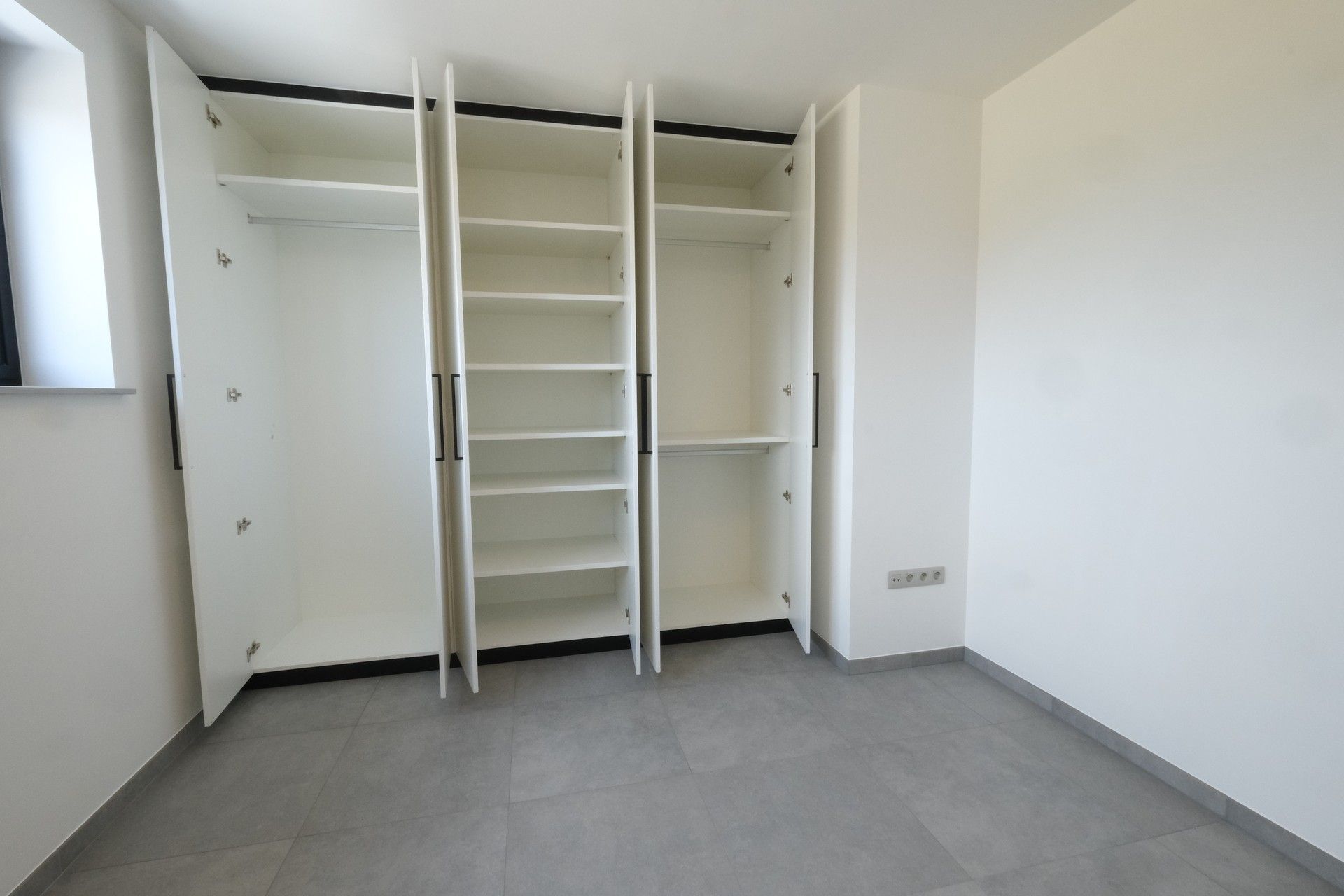 Nieuwbouw appartement op de eerste verdieping met luxueuze afwerking in Riemst. foto 27