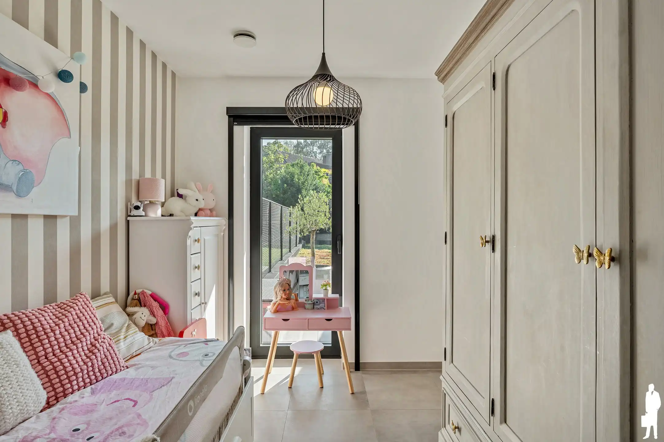 Instapklaar gelijkvloers appartement met tuin, in het centrum! foto 9