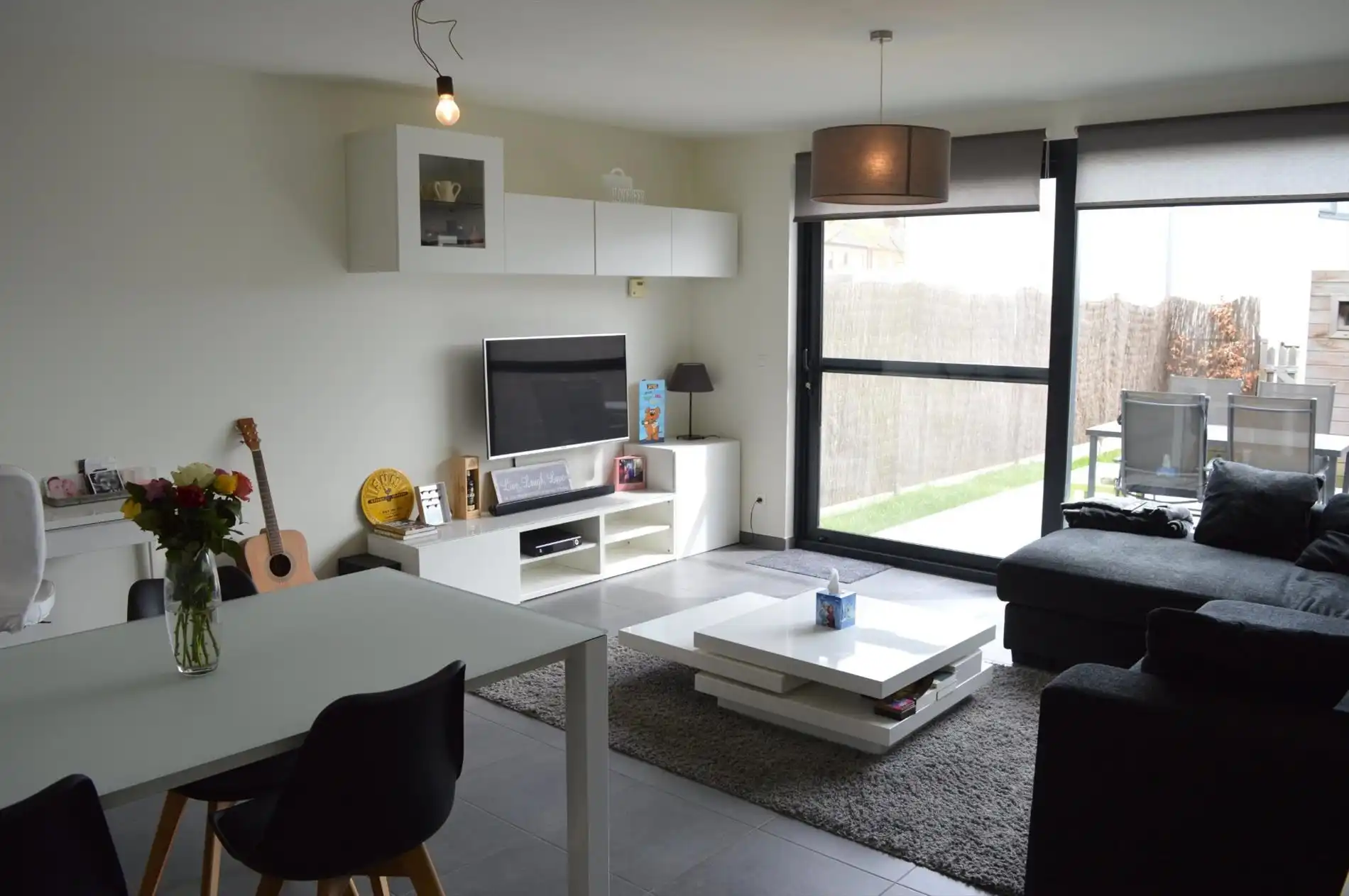 Instapklare gezinswoning (BJ 2013) met 3 slaapkamers, tuin én carport te koop in Heule foto 5