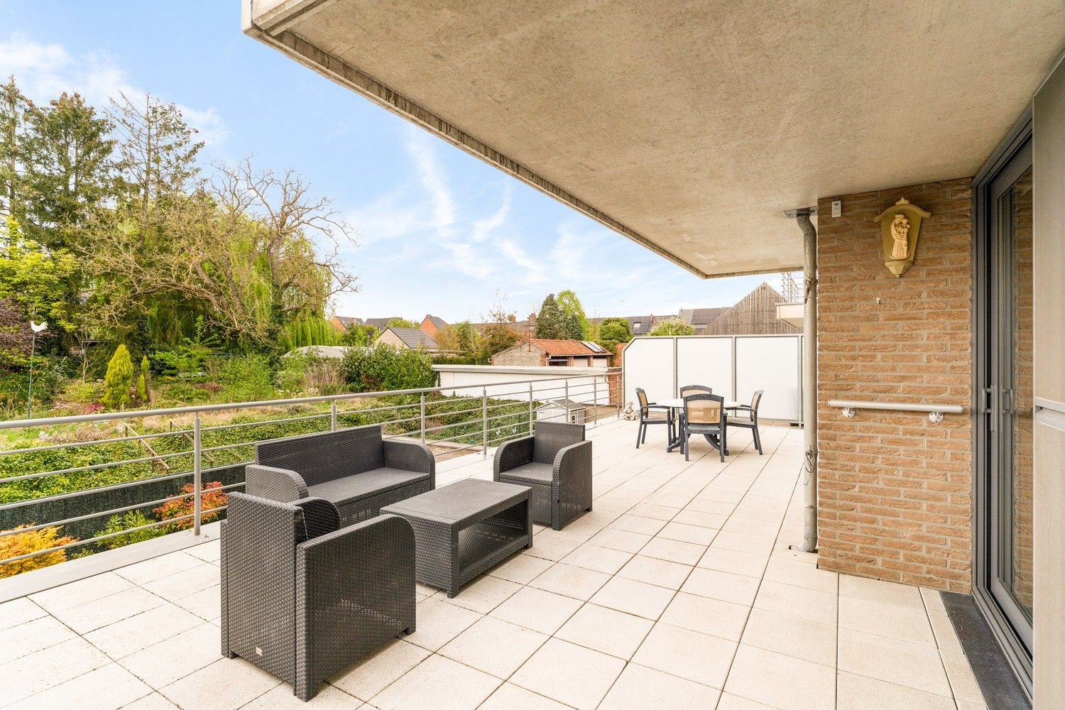 Diepenbeek centrum: Appartement met 2 slaapkamers, 2 terrassen, ruime berging en autostaanplaats in de kelder foto 11