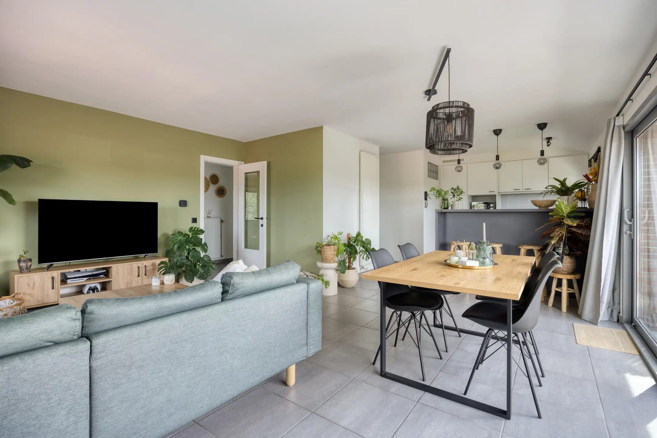 Recent gerenoveerd twee slaapkamerappartement te Wilsele foto 4