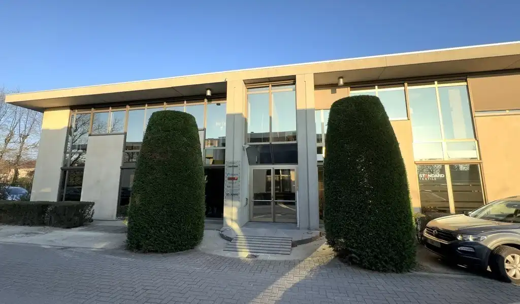 Instapklare kantoorruimte te huur in Latem Business Park foto 2