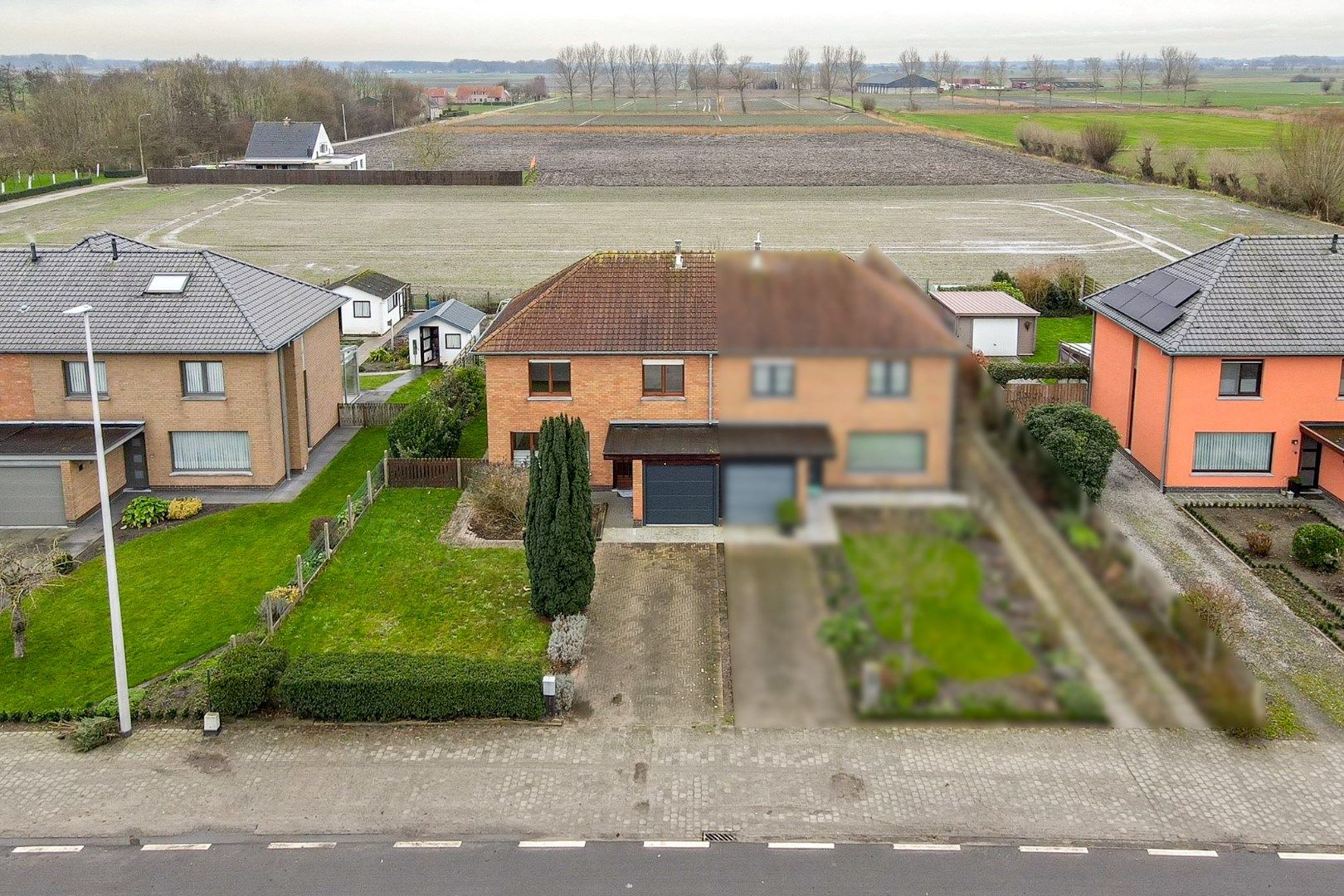 Hoofdfoto van de publicatie: Halfopen woonst met drie slaapkamers te Gistel