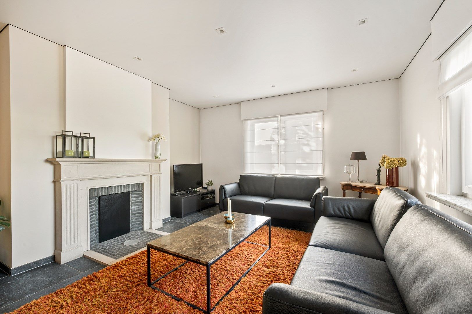 Uitstekend onderhouden villa te Ieper. Opp: 871m². foto 5