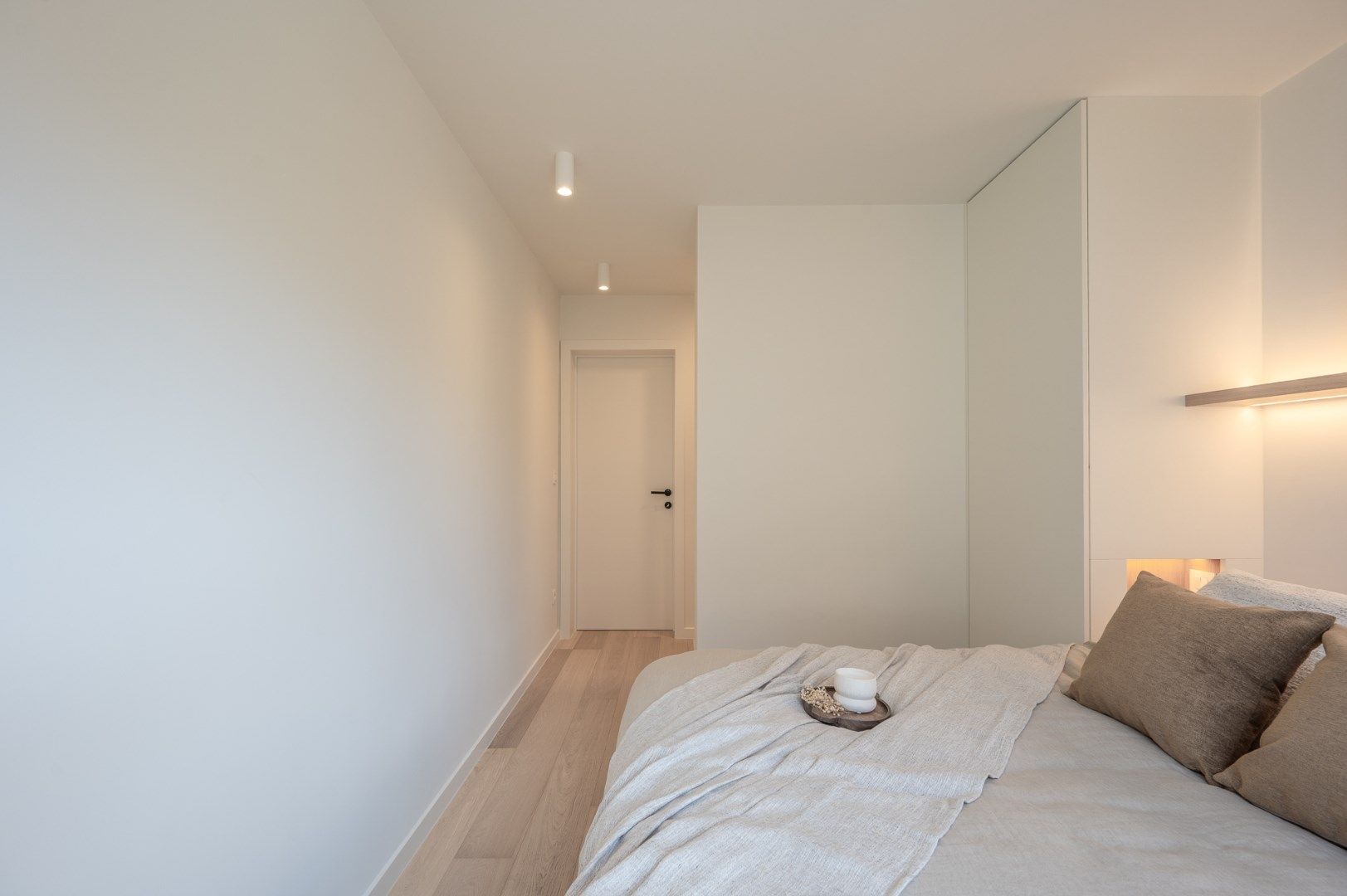 Prachtig gerenoveerd hoekappartement in centrum Knokke vlakbij de Zeedijk en het Van Bunnenplein  foto 21
