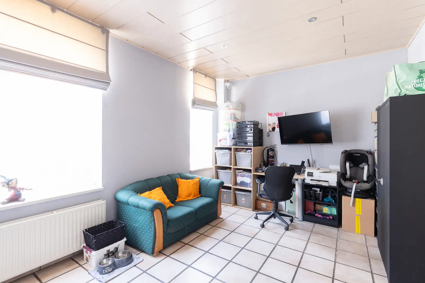 Veelzijdige woning met handelsruimte en garage foto 26
